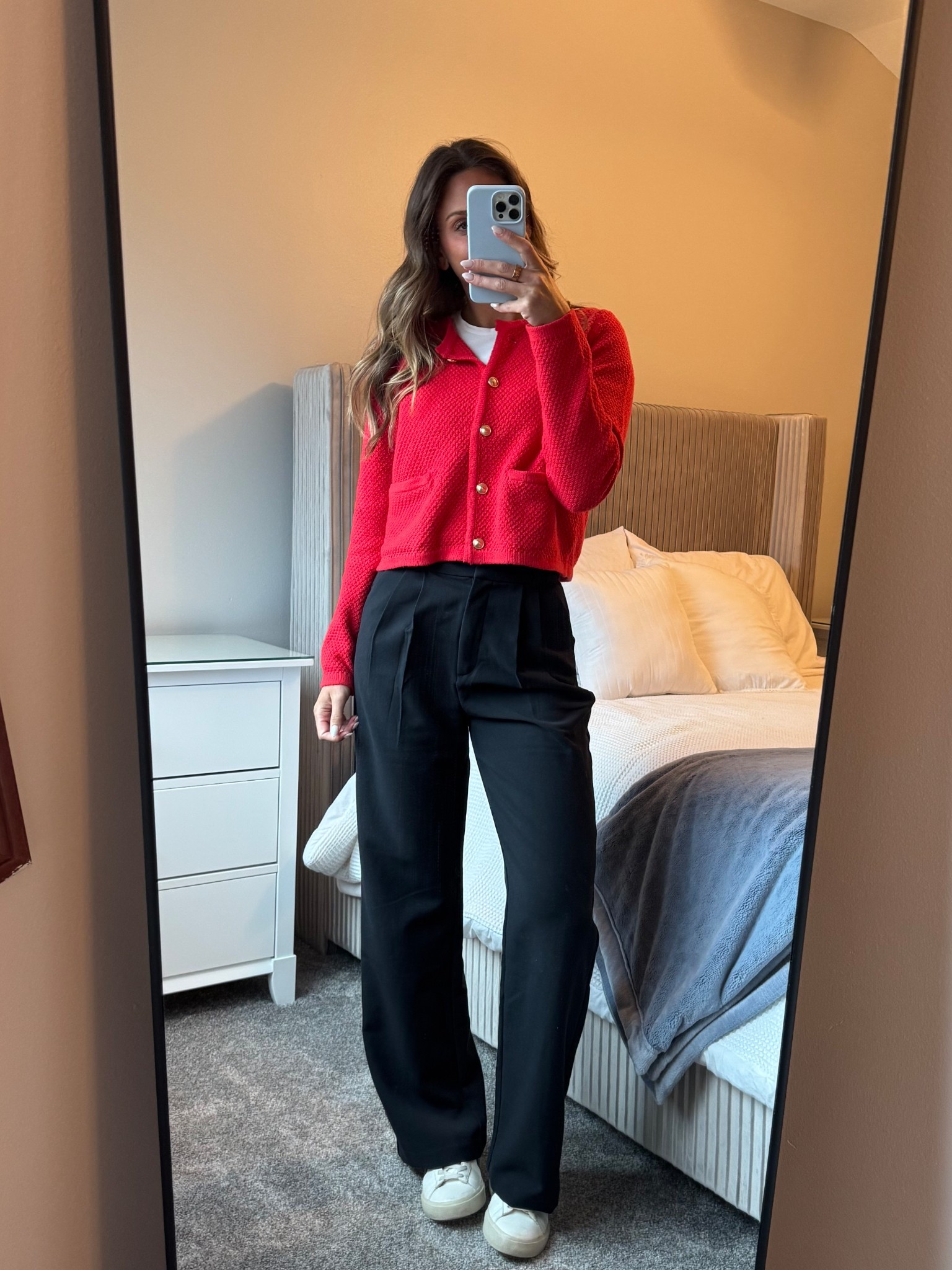 casual outfit for the office/conference 

#trousers #officeoutfit #cardigan 

#LTKWorkwear #LTKStyleTip #LTKFindsUnder50