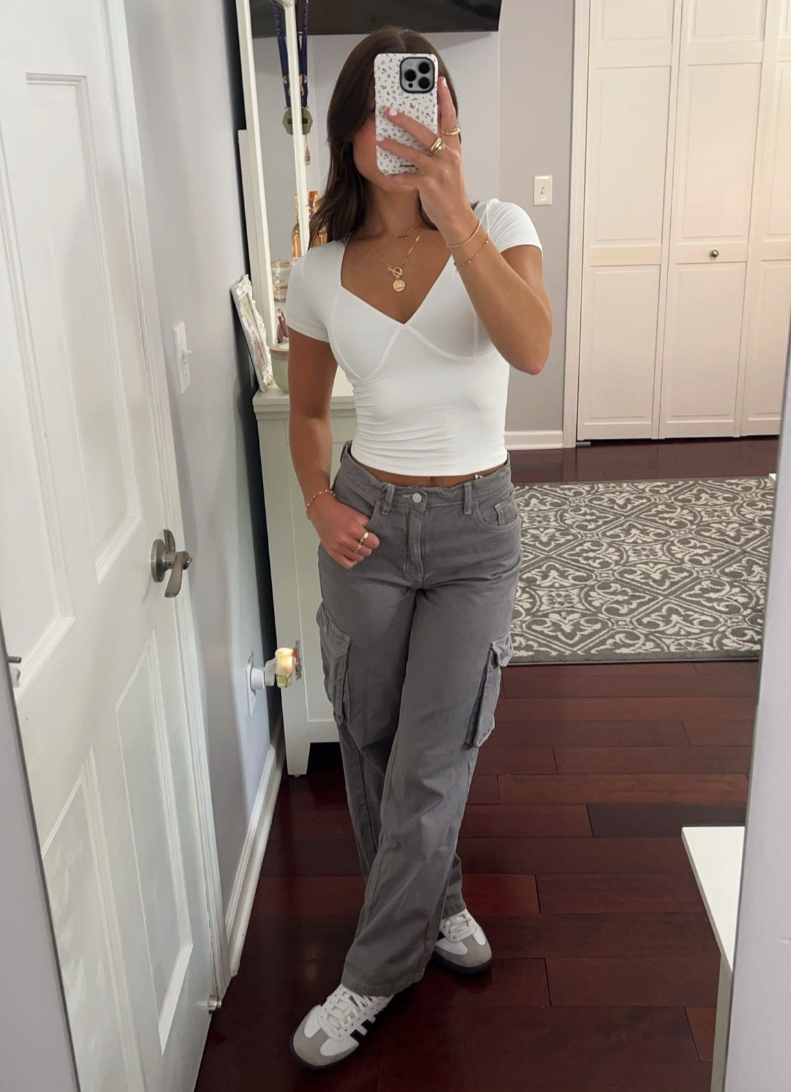 casual ootd!! 🩶 
I’m wearing a size XS in the top and 26 in the bottoms!
#amazonfinds

#LTKSummerSales #LTKStyleTip #LTKWorkwear