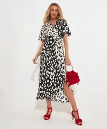 Dare To Be Different Print Dress | Joe Browns