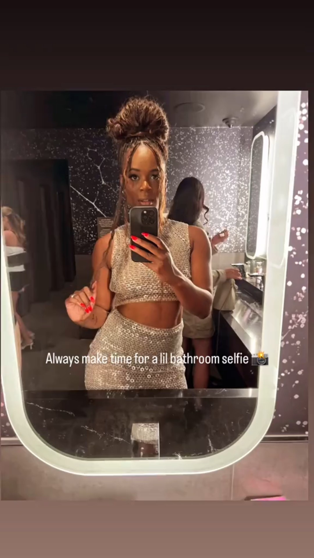 Don’t forget to take that bathroom selfie! 📸

#vegasoutfit #girlstrip #vegas #ootd

#LTKStyleTip #LTKSummerEdit #LTKParties