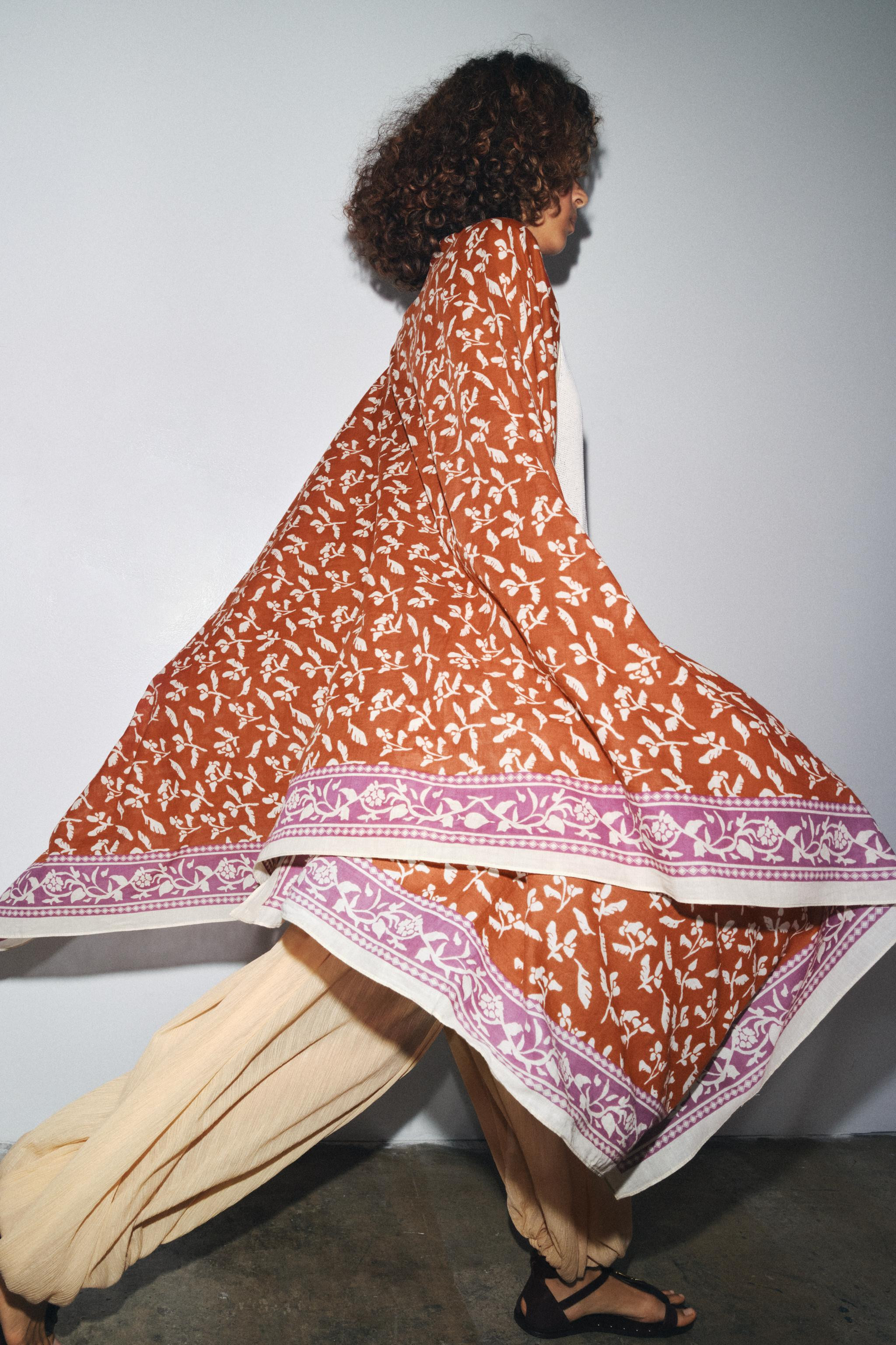 FLORAL PRINT SCARF | Zara US