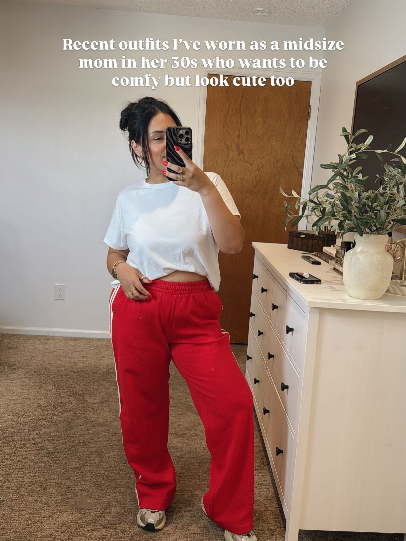  
Outfits I ACTUALLY wear as a midsize mom in her 30s who’s is constantly running after two toddlers 😂
 

#LTKmomlife #LTKMidsize #LTKootd