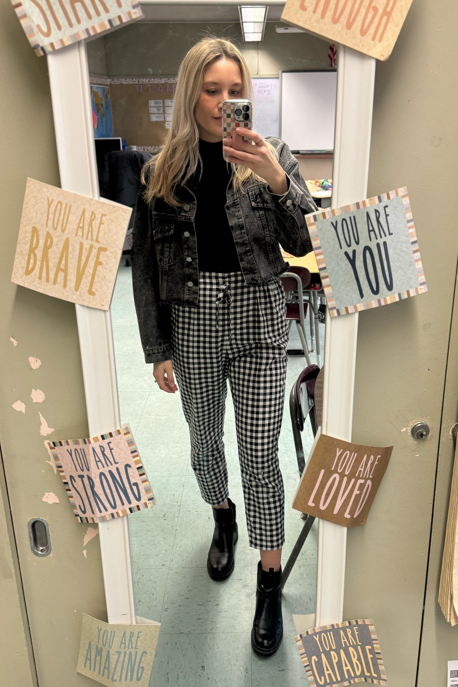 Monday teacher outfit 

Target boots
SHEIN pants
Aerie bodysuit
SHEIN Jean jacket 

#LTKfindsunder50 #LTKworkwear #LTKmidsize