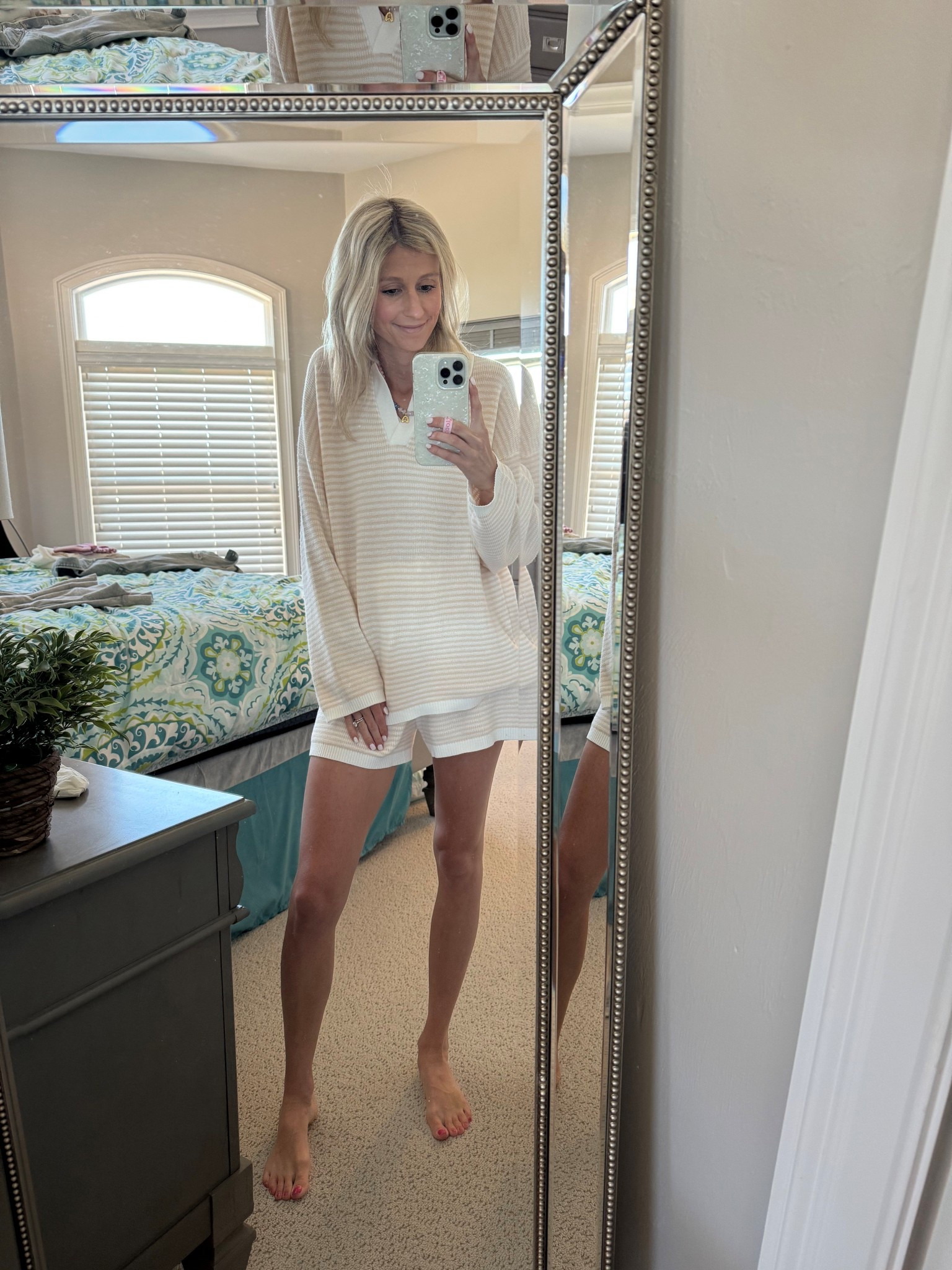 Comfy little lounge set for vacation - runs oversized  

#LTKootd #LTKTravel