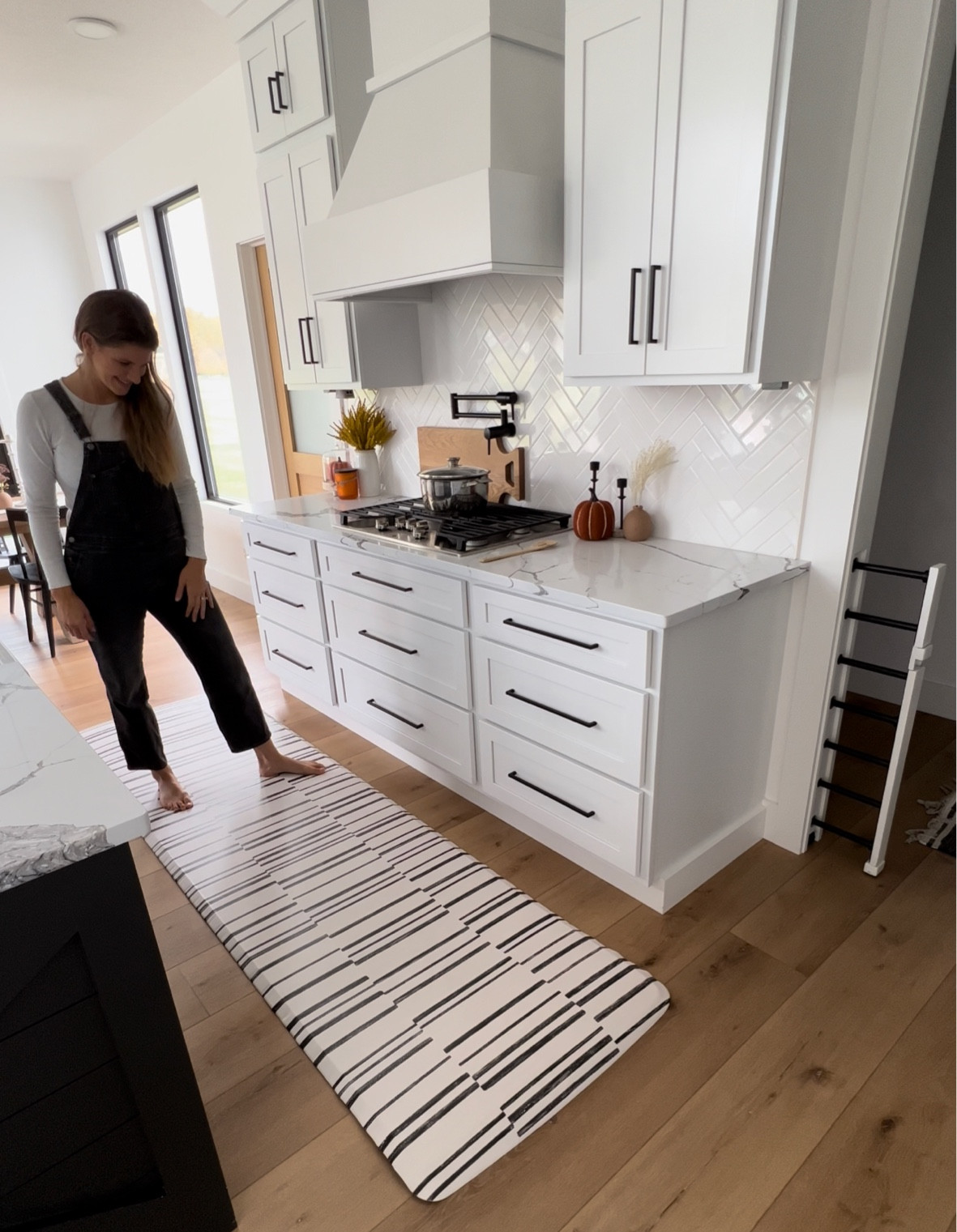 Loving my new standing mat and overalls 💕

#LTKSeasonal #LTKfamily #LTKhome