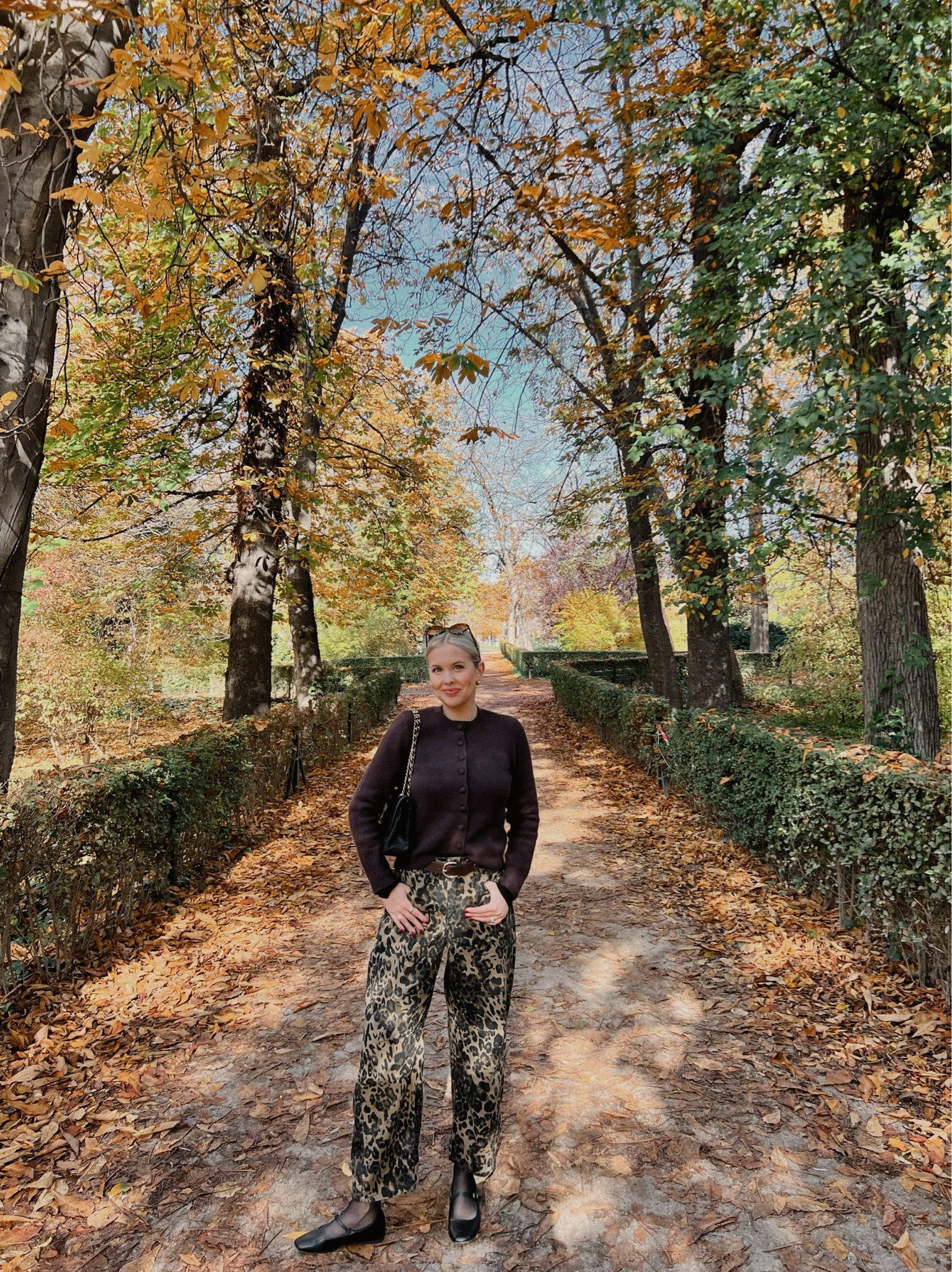 Wearing an XS in the cardigan &amp; 4 in the jeans! 