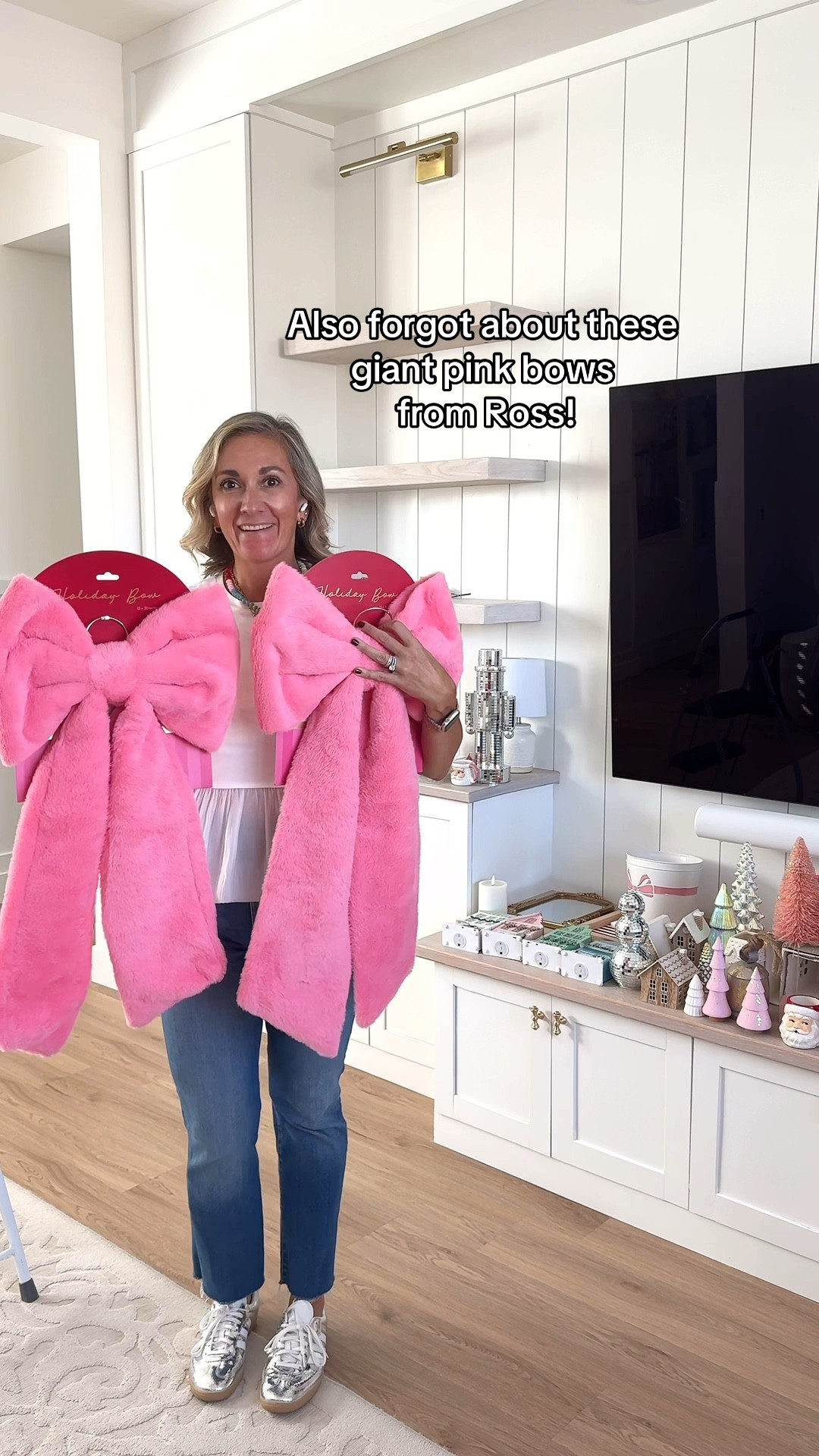 Pink Christmas decor!

#LTKdayinmylife #LTKHoliday #LTKHome