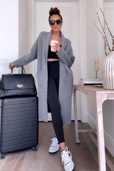 Chic Travel Outfit ✈️ 





Lucyswhims, Ootd, travel, coat, airport, suitcase, luggage, leggings, sports bra. 

#LTKfit #LTKitbag #LTKstyletip