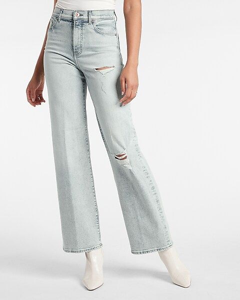 Super High Waisted Light Wash Ripped 90s Wide Leg Jeans | Express