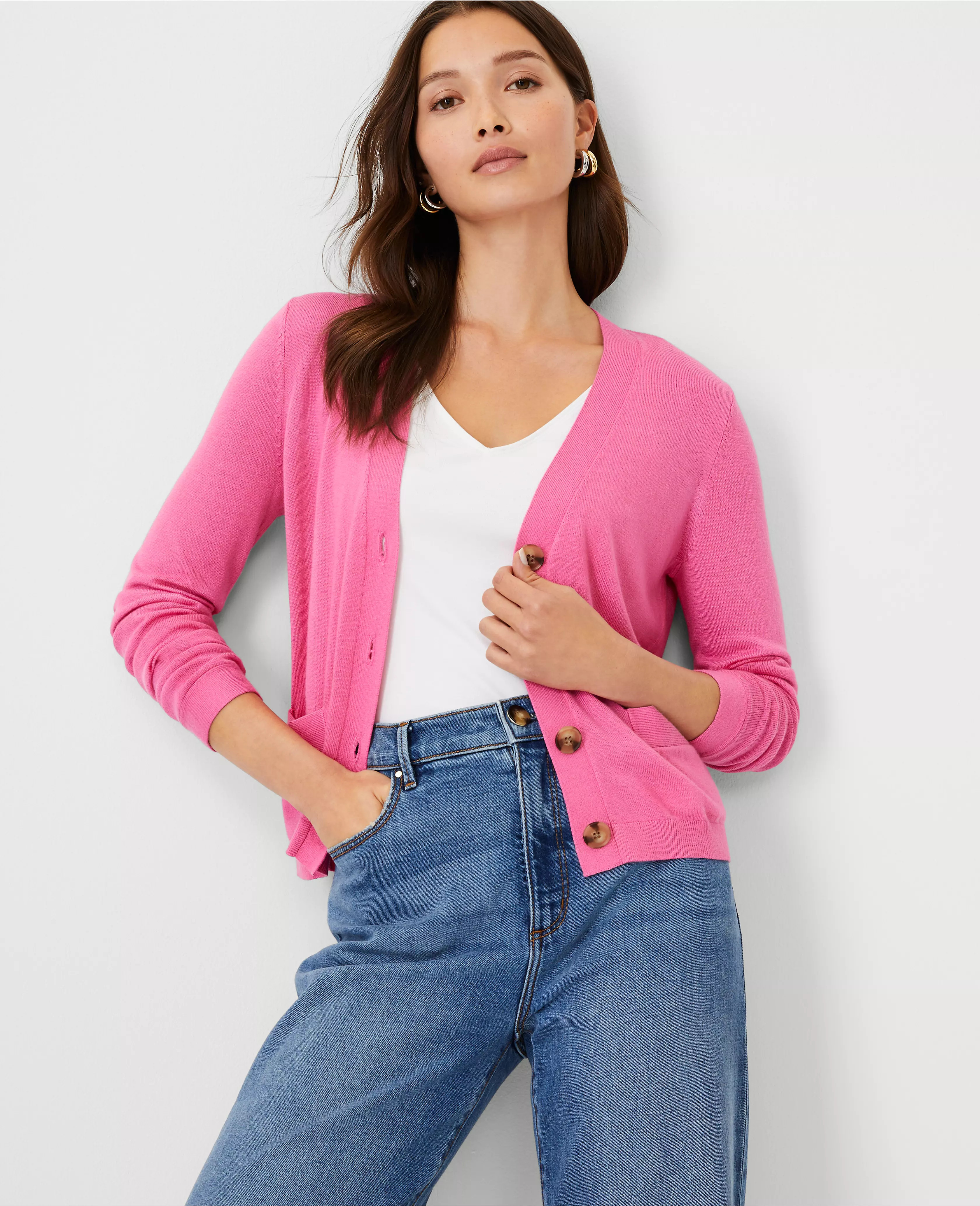 Pocket V-Neck Cardigan | Ann Taylor (US)