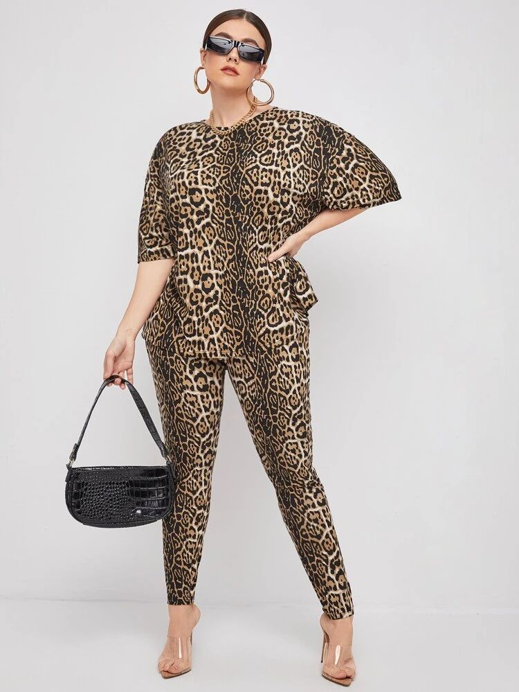 SHEIN Plus Leopard Drop Shoulder Tee & Leggings Set | SHEIN