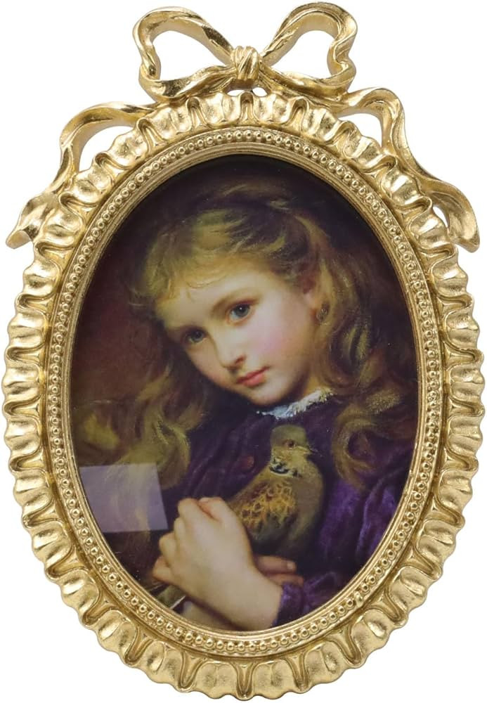 Bitray Vintage Picture Frame, 5 x 7 Inch Oval Bowknot Photo Frames with Glass Front, Home Decor f... | Amazon (US)