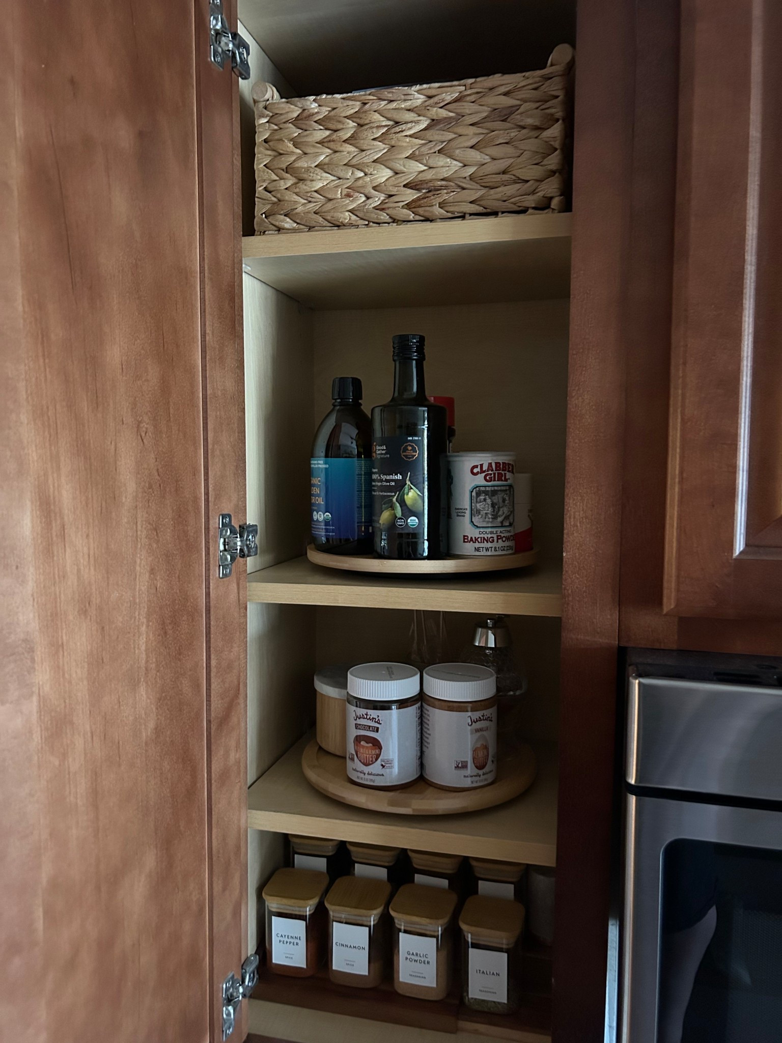 Kitchen organization 🤎

#LTKFindsUnder50 #LTKSaleAlert #LTKHome