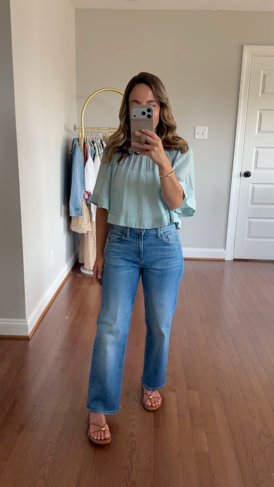 A little easier to see the top here! Very cute drapey fit. 

Top (Anthropologie): xxs 
Jeans (MOTHER): petite 24 / 9 3/8” rise / 25.5” inseam

#LTKPetite