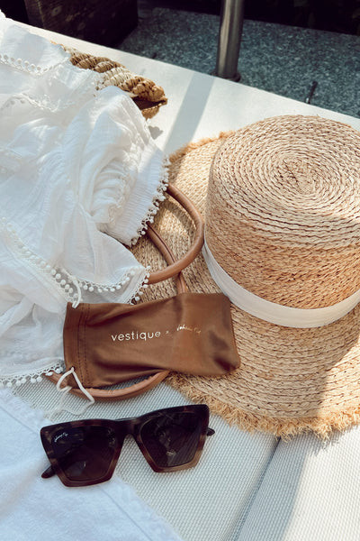 Figure Sunglasses - By Caroline | Vestique