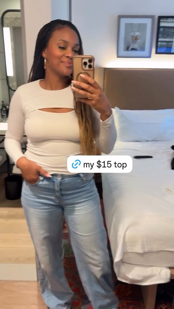 I’ve had this top for years and think it’s so flattering. Stretchy + comfy while still not being too revealing! 




Over 40  fashion, affordable style, Amazon finds 

#LTKOver40 #LTKTravel #LTKSaleAlert