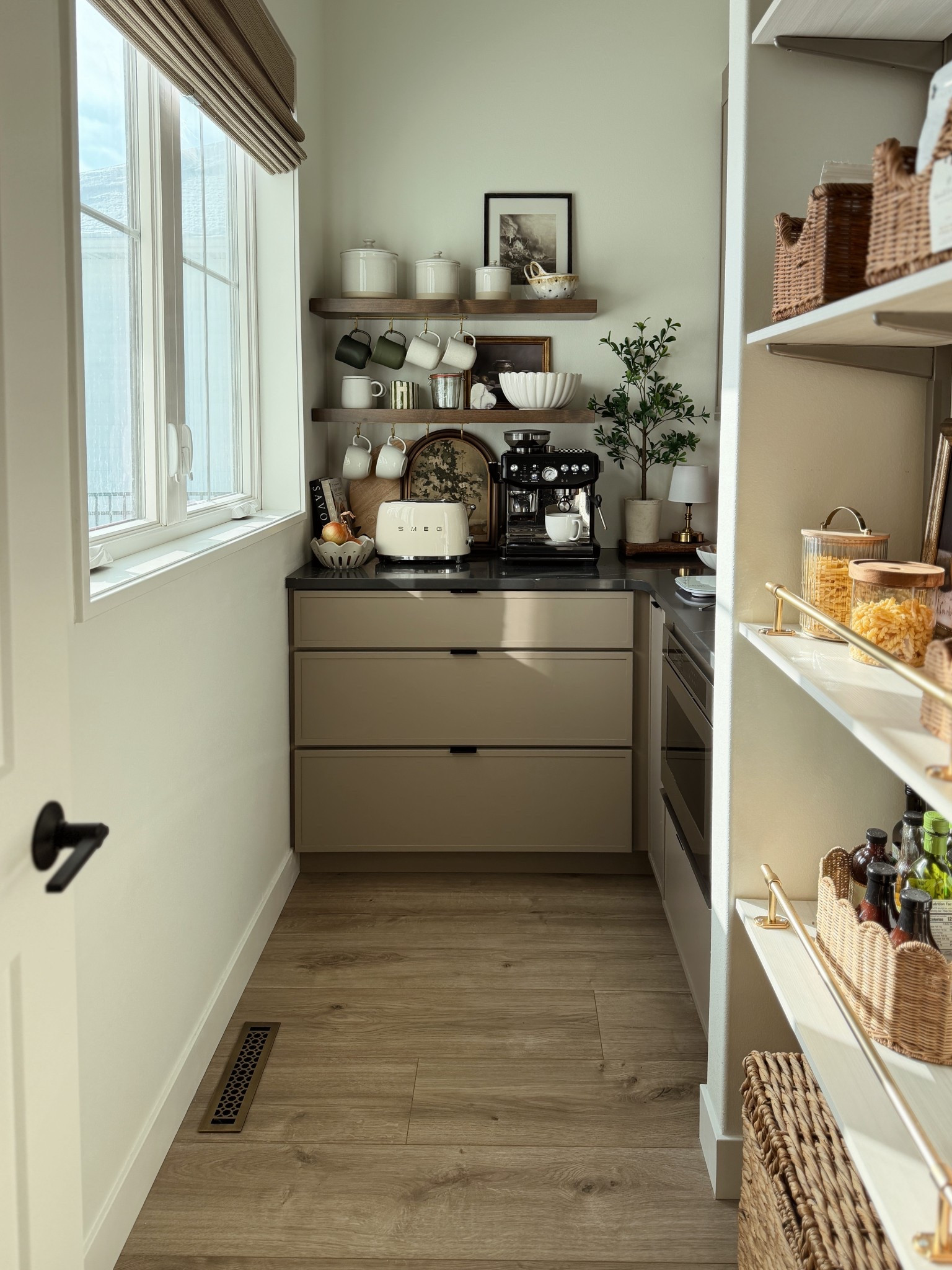 Shop our pantry!

#LTKHome