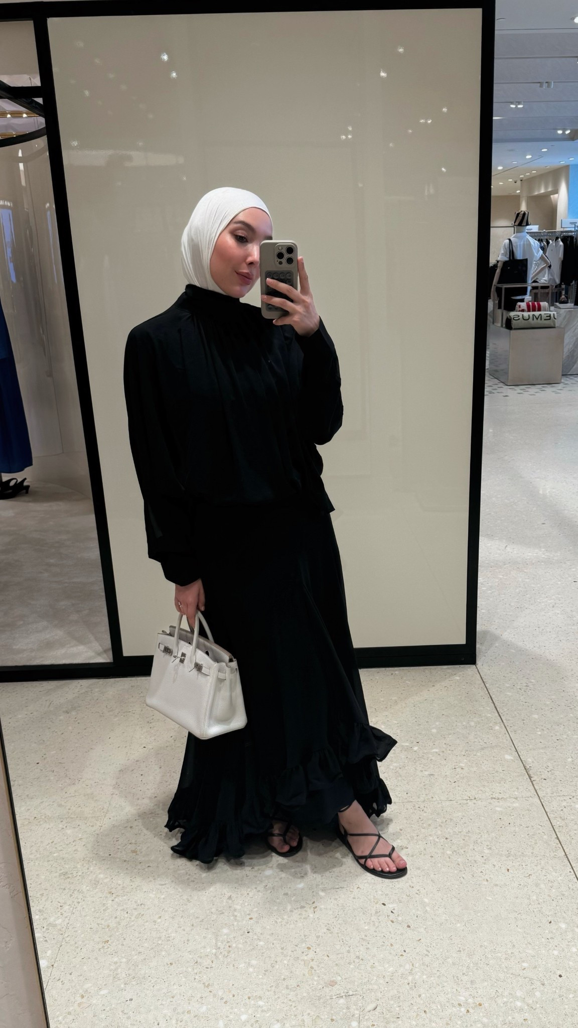 Chiffon & Ruffles for Summer 

#LTKeurope #LTKkleider #LTKsummer