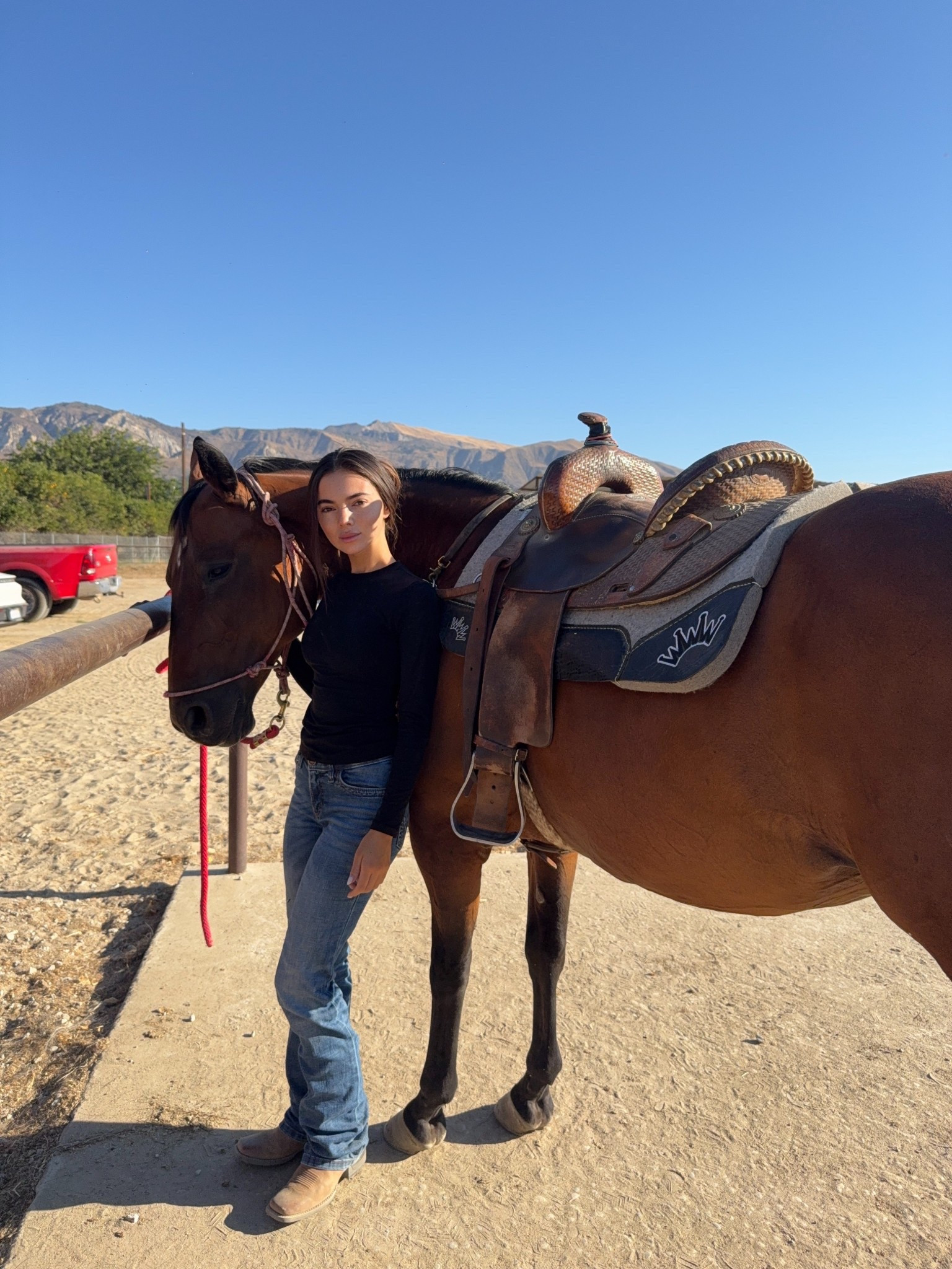Barn days but make it fashion 🤎 Linking my go-to riding boots, classic denim, and black long sleeve—perfect for ranch to city style. #LTKWestern #CowgirlStyle #LTKfit