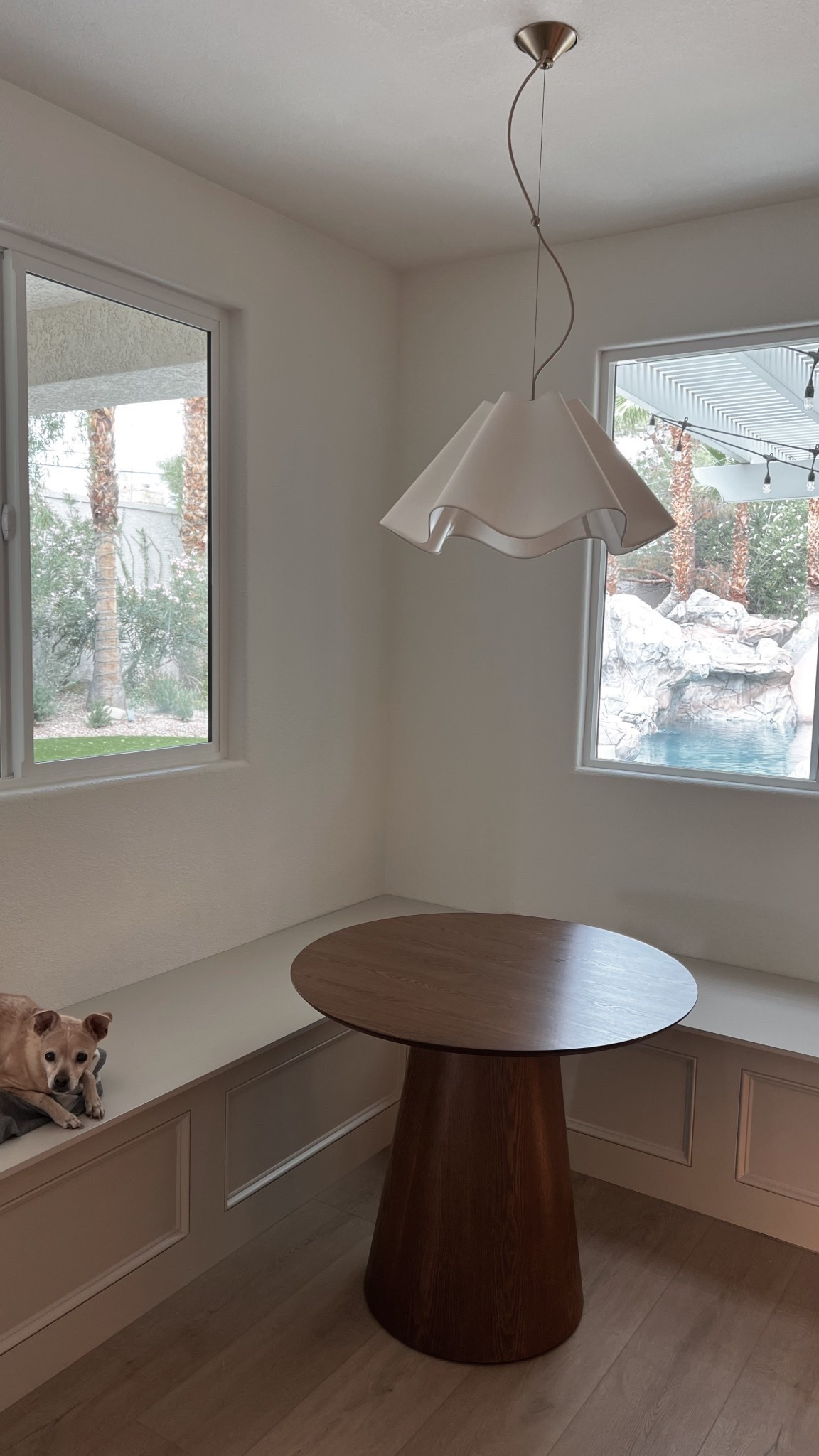 Dining nook // Chandelier // Dining table

#LTKHome