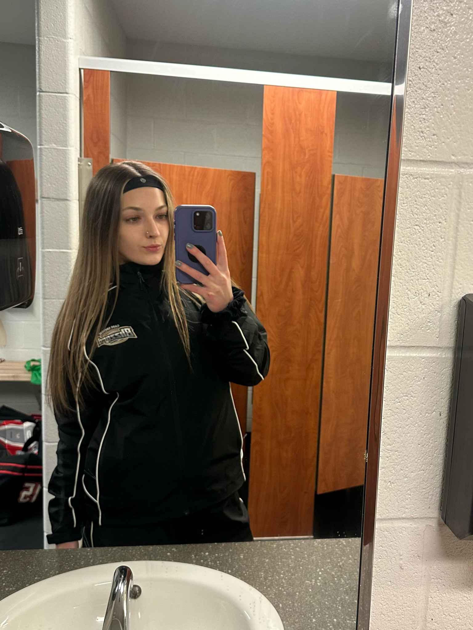 Sporty outfit, coaching outfit, lulu headband, lulu lemon headband, lulu lemon