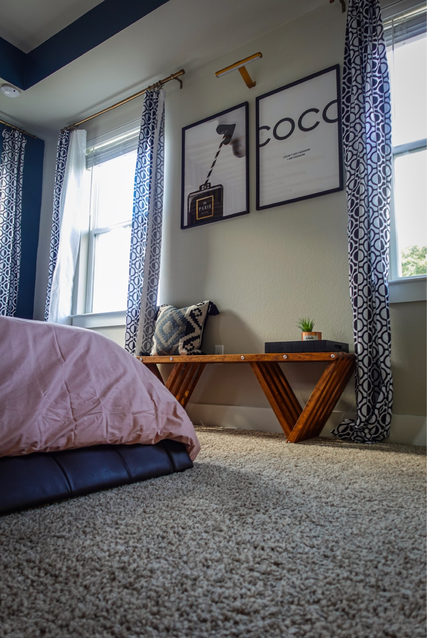 My favorite little corner. 

#LTKhome #LTKstyletip #LTKfit