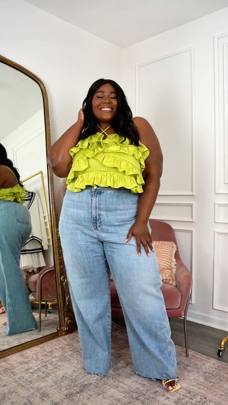 Party on top and casual on the bottom! Such a fun party look for summer 💚

Top 18
Jeans (old Jcrew 20) linked something similar 

Plus Size Summer Fashion, Summer Jeans, Vacation Outfits 



#LTKFindsUnder100 #LTKPlusSize #LTKSaleAlert
