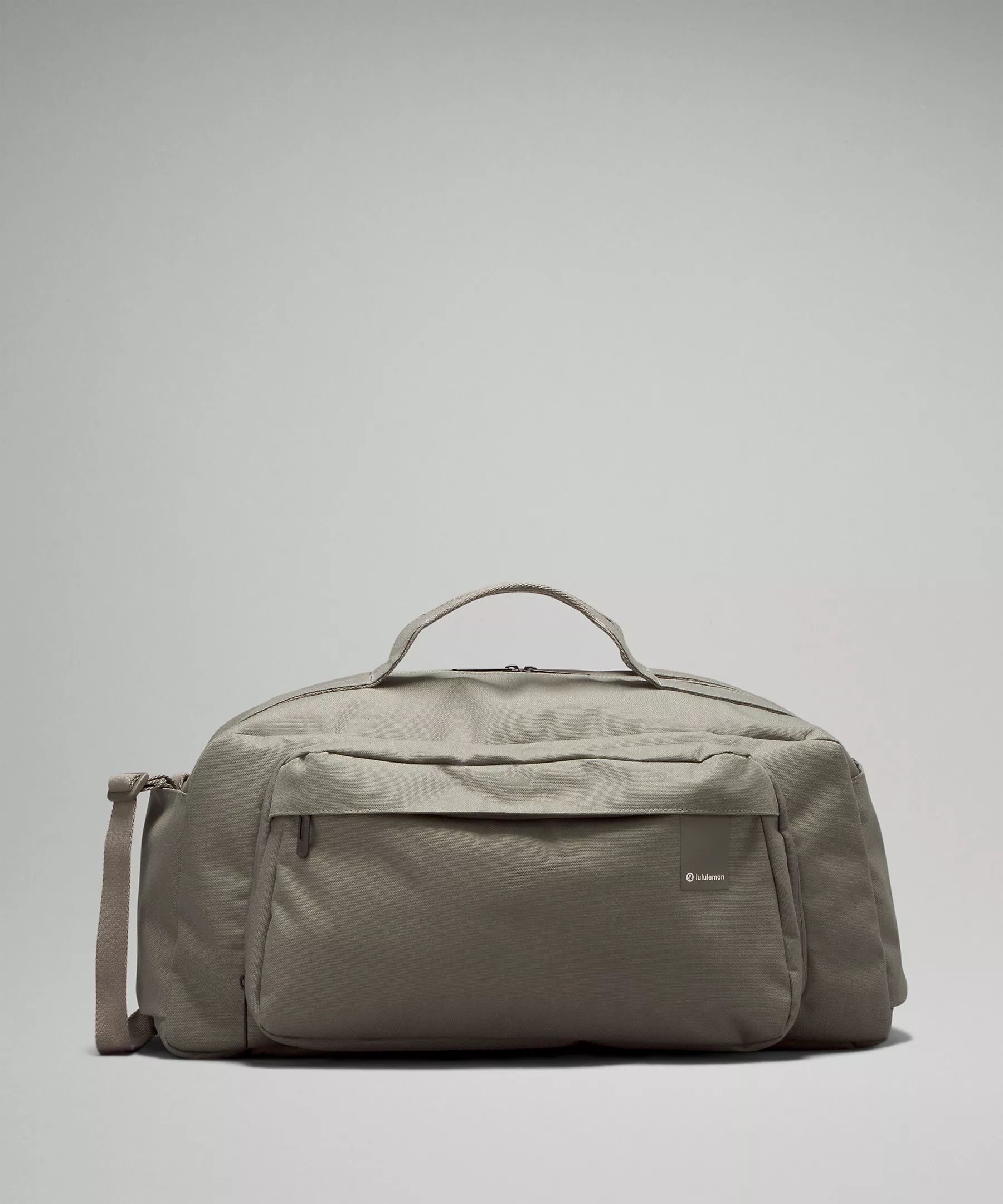 Command the Day Duffle Bag 40L | Men's Bags,Purses,Wallets | lululemon | Lululemon (US)