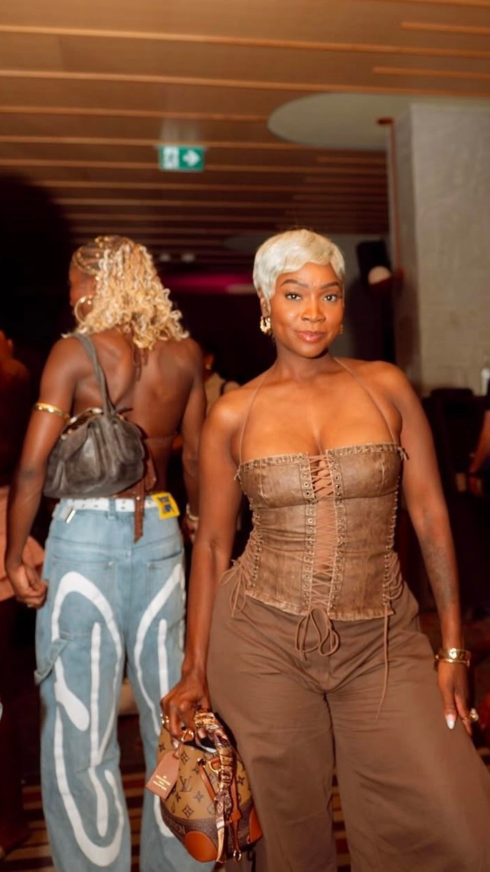 Love this look! The pants are from Zara but I added another option 

#LTKFindsUnder100 #LTKU #LTKStyleTip