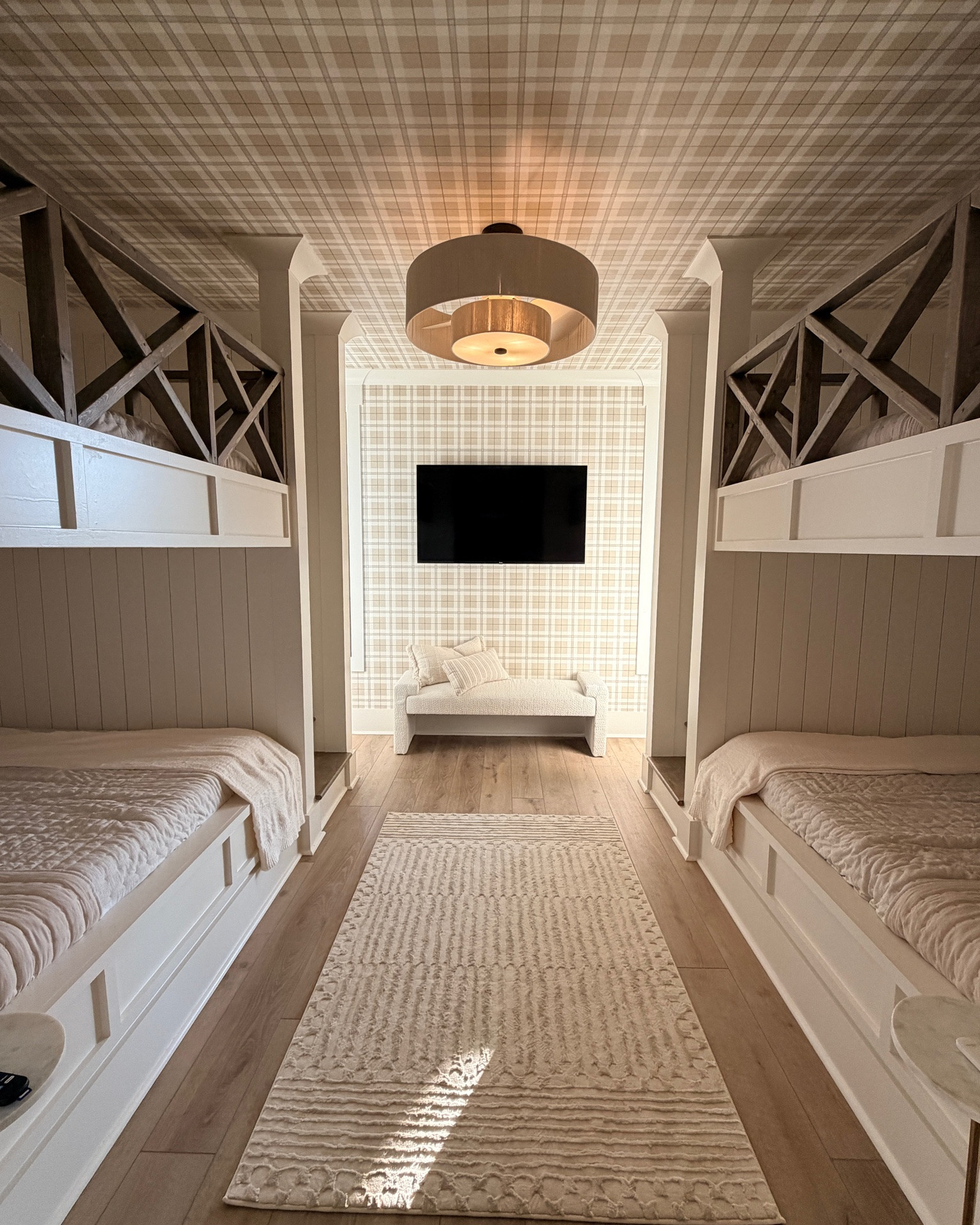 One of my favorite finds in the bunk room! This statement light doubles as a ceiling fan, making it just as functional as it is pretty. Such a good find from @Wayfair!
#wayfair #Ad #WayfairPartner