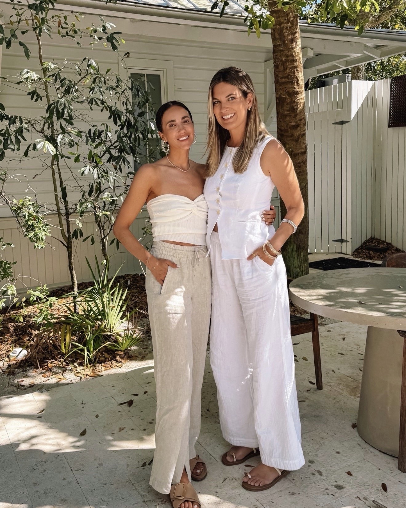 One sale worth sharing- these are the best warm weather staples -linen pants that don’t wrinkle as easily as others, the best dress with built in bra 40% off and the best pants that can be styles dressy or casual 

#LTKOver40 #LTKSaleAlert #LTKActive