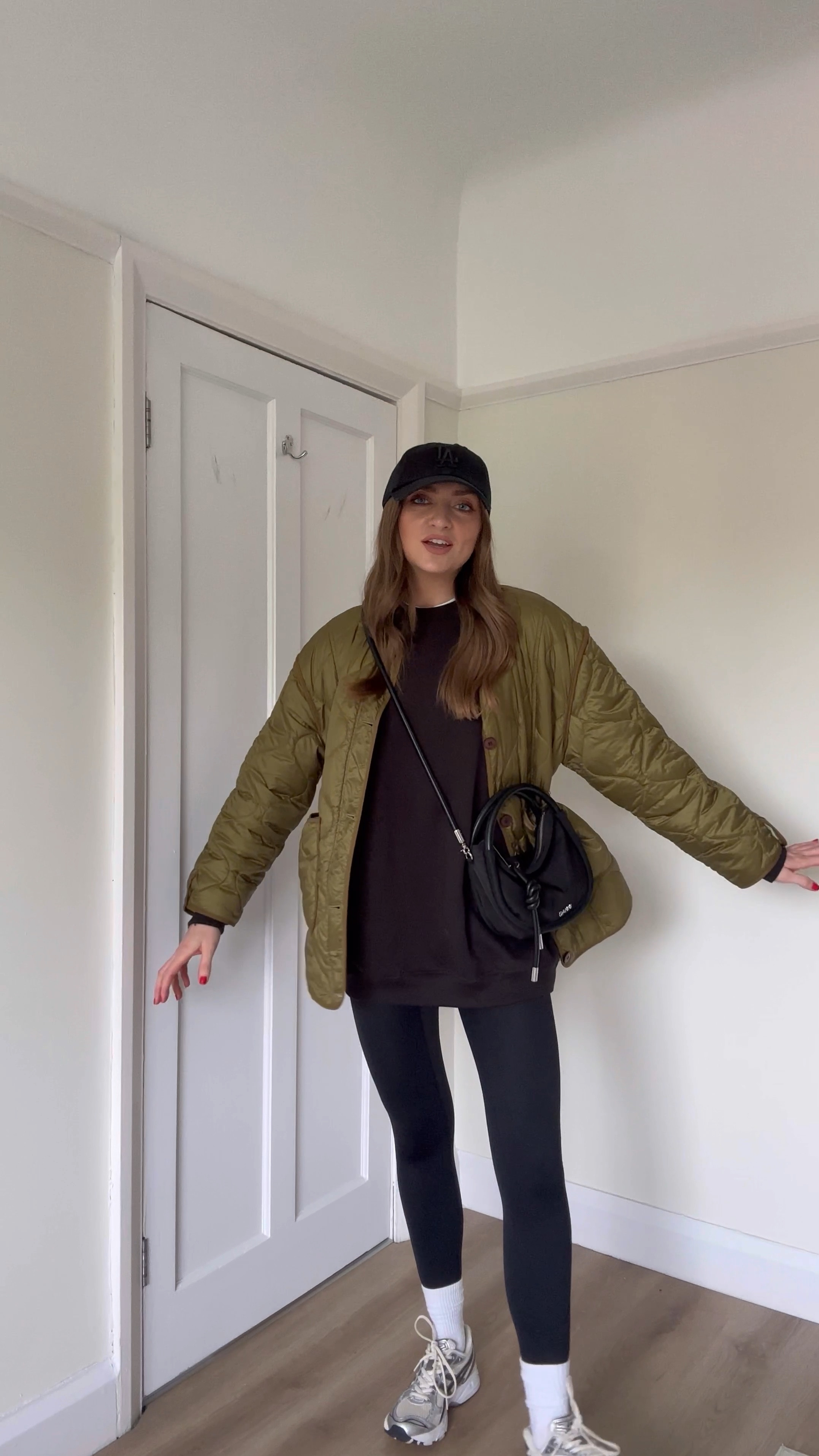 Day 7 of my 30 outfits in 30 days challenge! 

Comfort was needed for a slightly fragile day!
BoohooMan oversized black sweatshirt
Another version second skin leggings (can’t link on here as the brand is no longer on LTK so I’ve linked similar) 
ASICS gel kayano trainers
Warehouse green quilted jacket (older so have  linked similar)
47 Brand LA Dodgers clean up cap in black
Ganni mini knot bag 

Comfy outfit, travel outfit, leggings outfit, cap styling


#LTKstyletip #LTKspring #LTKuk