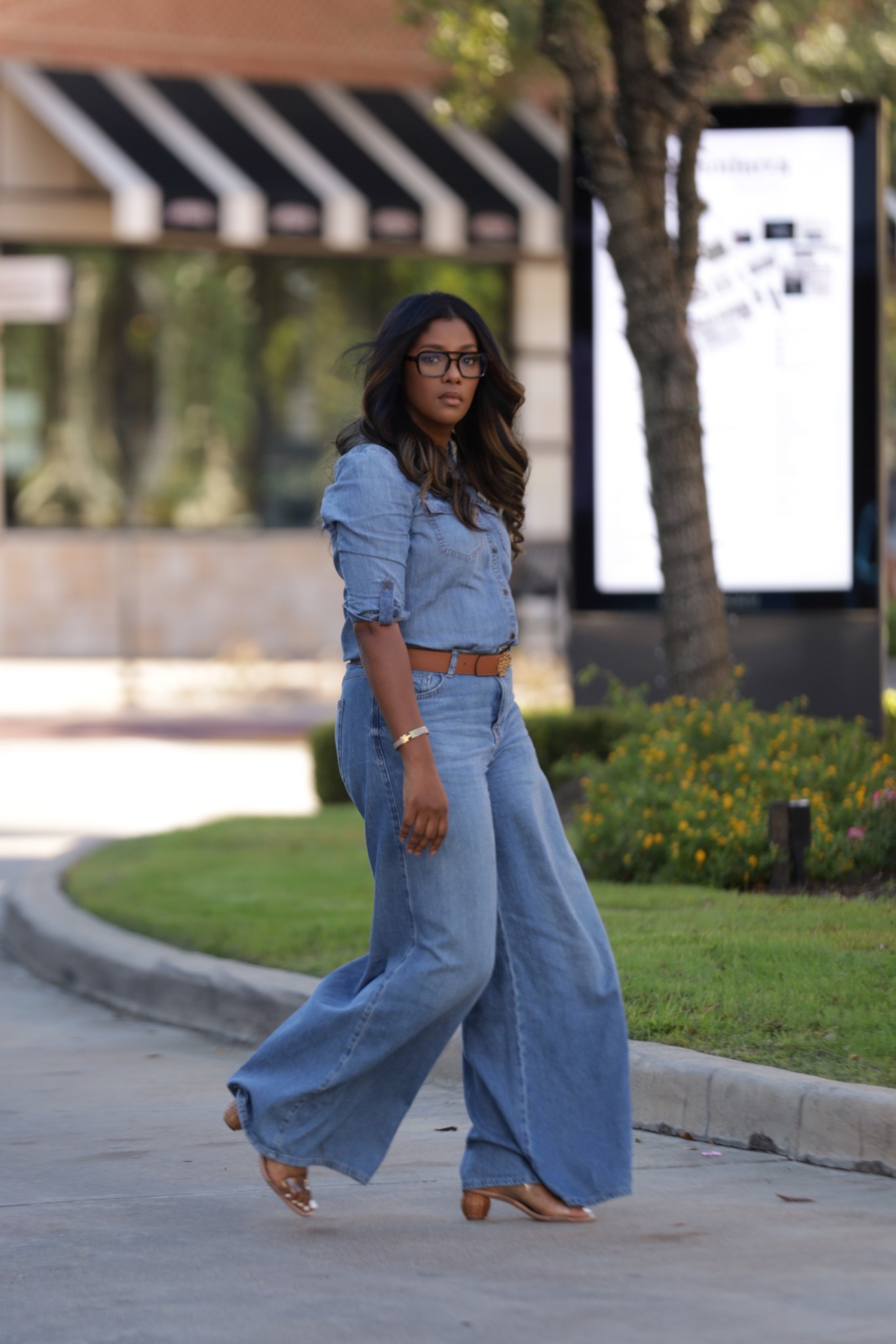 Denim on denim! Fall classics! 

#LTKFindsUnder100 #LTKSaleAlert #LTKStyleTip