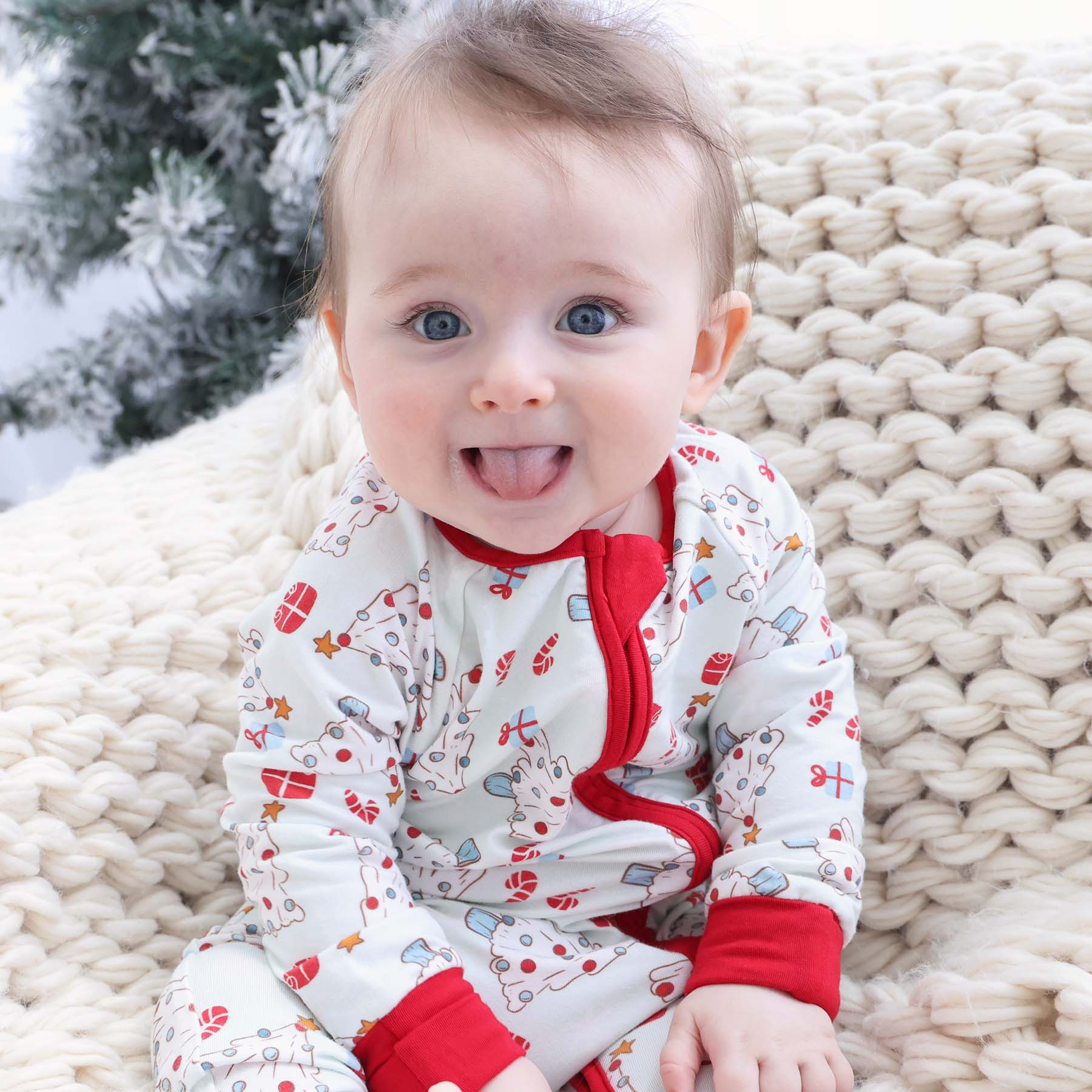 Very Merry Convertible Zip Romper | Blue | Caden Lane