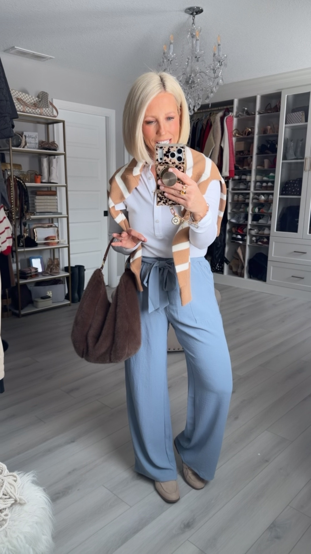 These pants are so comfy and perfect for work! Love this color for spring!!!!
⬇️⬇️⬇️
Top small
Pants medium 
Shoes TTS

#LTKSaleAlert #LTKOver40 #LTKWorkwear