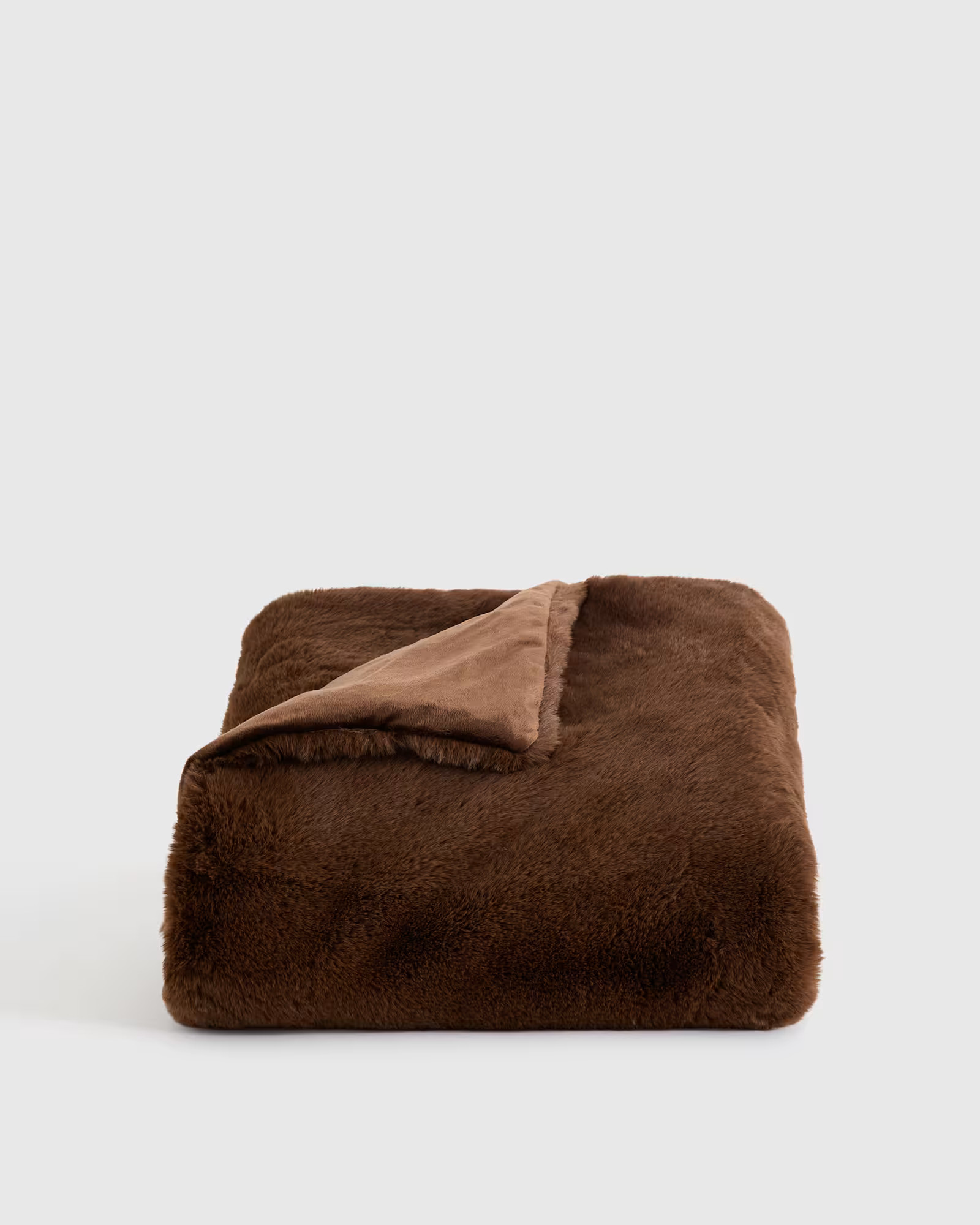 Luxury Faux Fur Throw | Quince