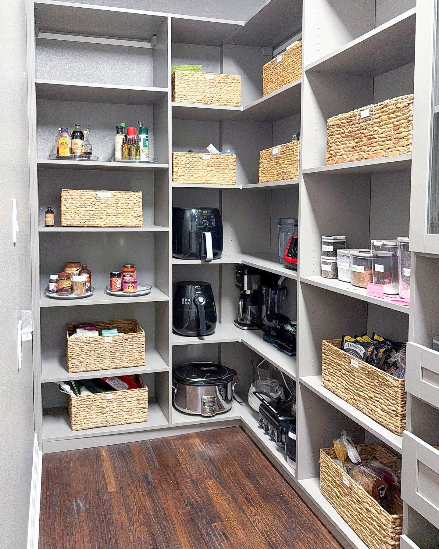 There’s just something so satisfying about a pantry transformation. ➡️ Swipe to see the before and after!

This pantry was transformed into a space that feels calm, functional, and easy to maintain. By adding storage bins (some clear, some hyacinth to complement the home’s aesthetic), airtight canisters for decanting, turntables, and custom labels, we created intentional systems that make everyday routines feel a little easier.

Because an organized home isn’t about having a perfect space—it’s about creating a space that supports you and the way you live. 🤍

Minimalista Organizing helps homeowners throughout the Dallas/DFW area create thoughtful, customized organization solutions that bring more ease and simplicity to their homes.

#pantryorganization #dallasorganizer #LTKorganization