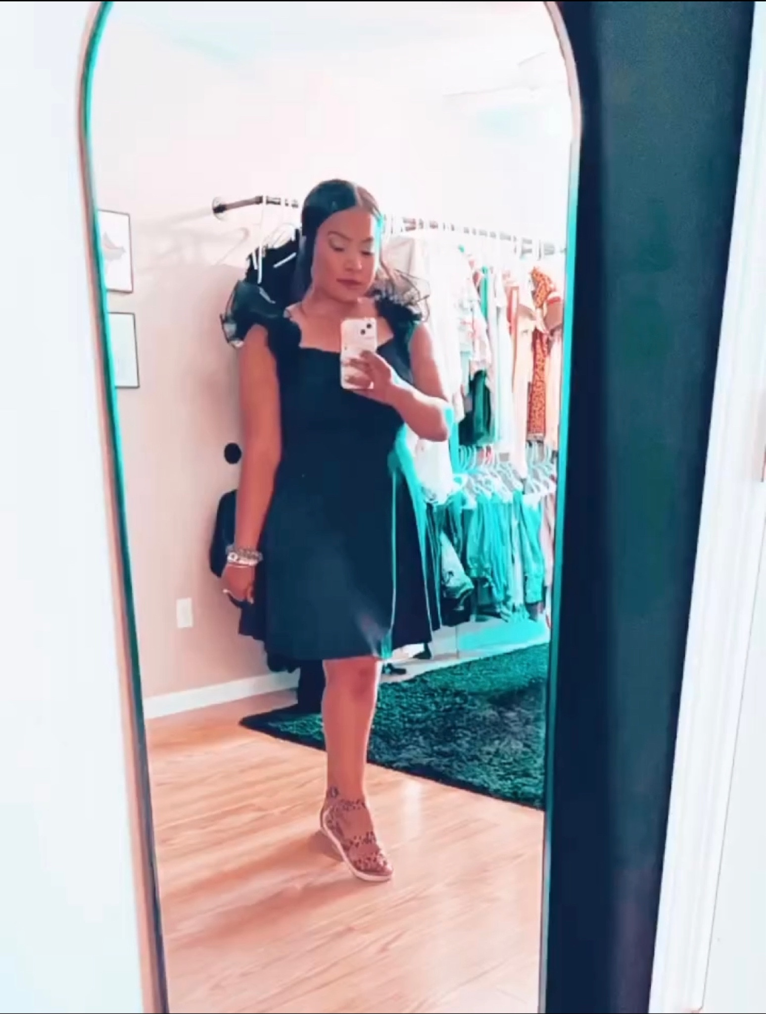 meet me at MIDNIGHT 🖤

cutest black dress from @keslerandco

PERK: it has built in shorts! Ahh

Wearing this to my little sister’s grad 👩‍🎓 party 🖤

Link on my IG story put some similars down below 

Grad Party
Summer Fits
Midnight 



#LTKstyletip #LTKFind #LTKSeasonal