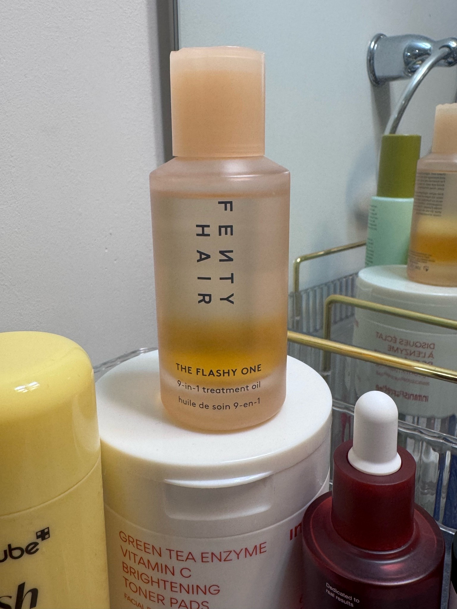 I’ve really been liking this new Fenty hair oil ￼

#LTKBeauty