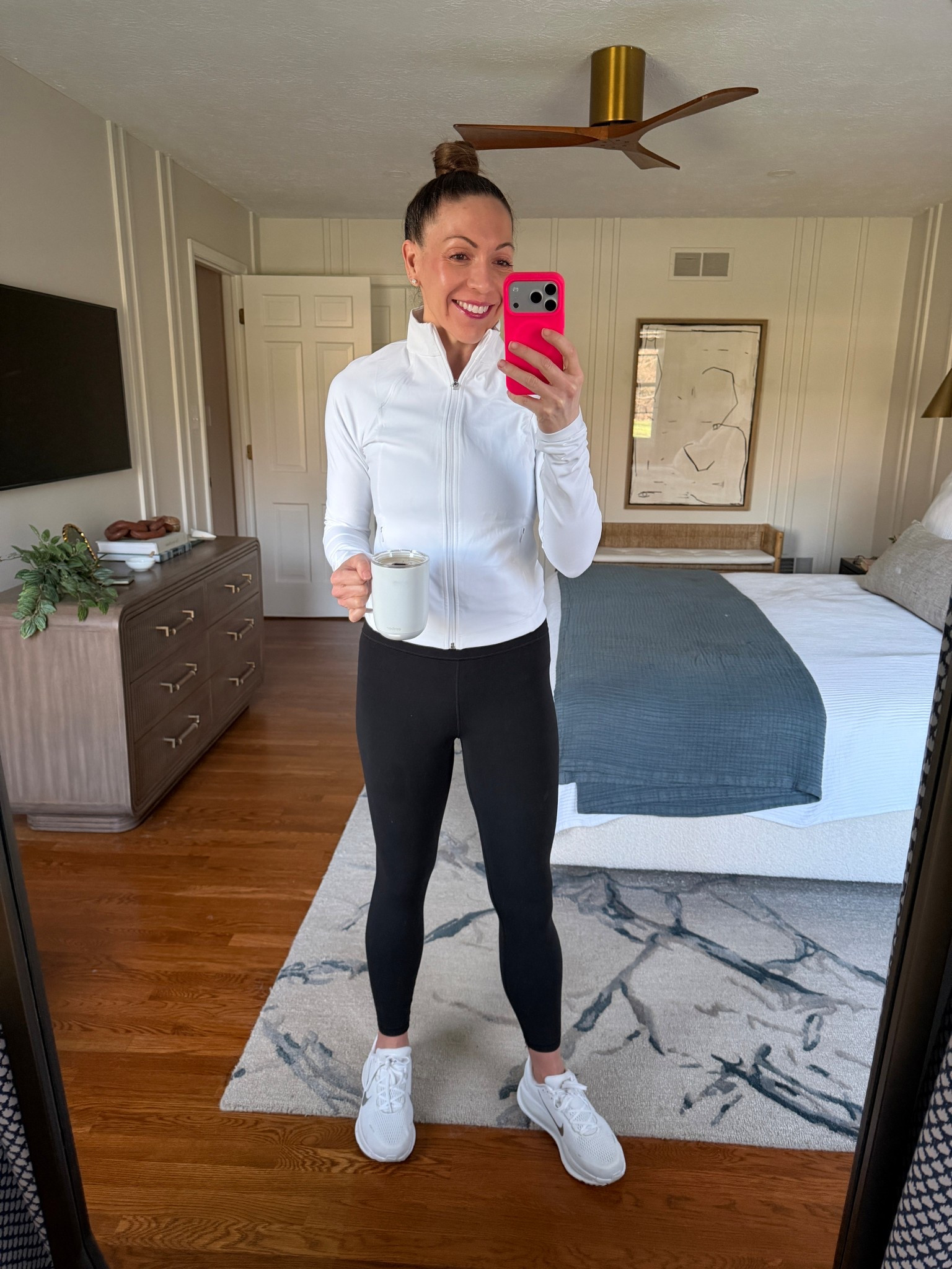 Jacket size medium
Leggings small


#LTKootd #LTKOver40 #LTKActive