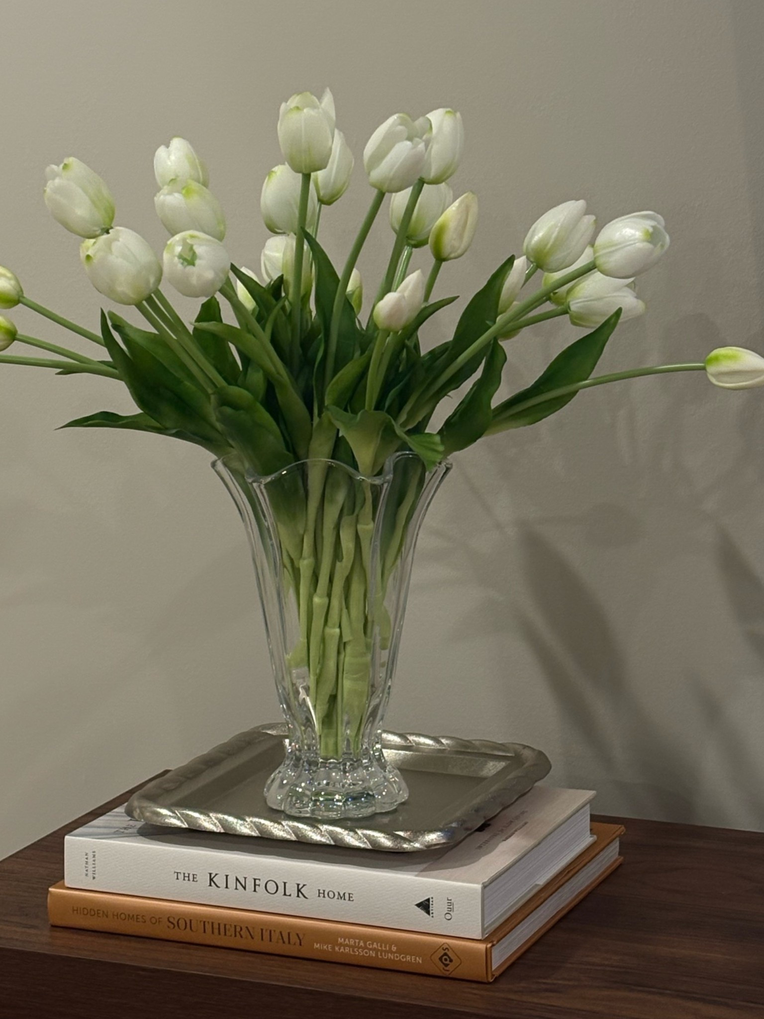 These stunning faux tulips 🌷🌷🌷

#LTKHome