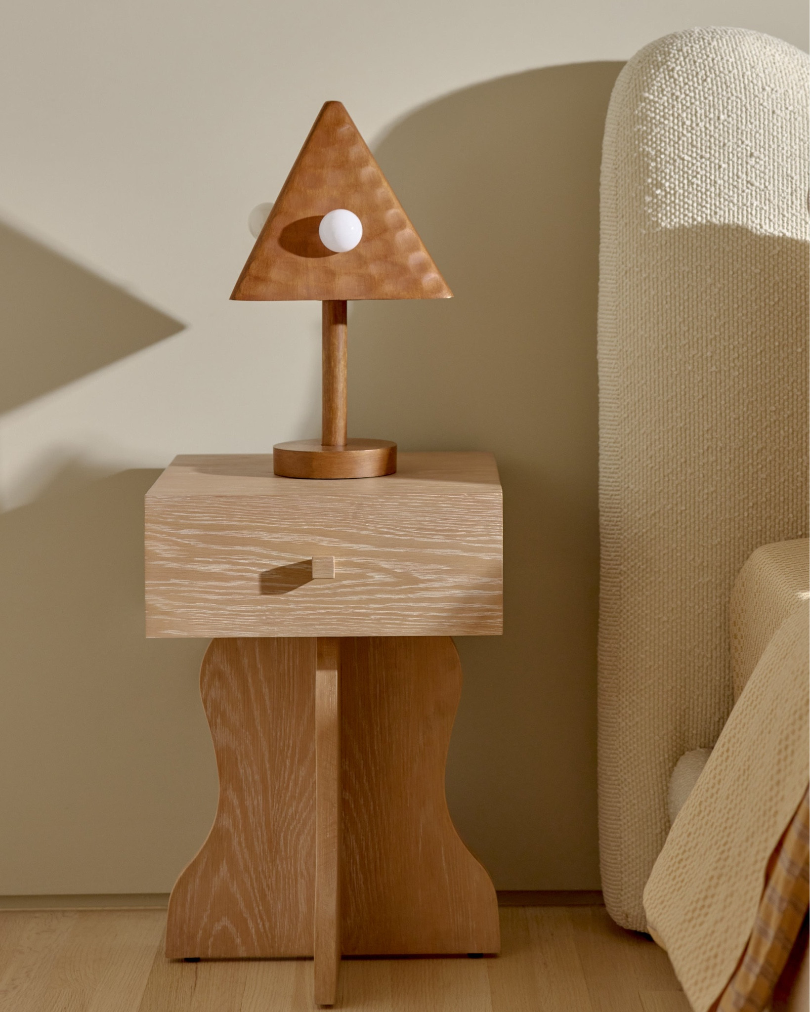 Hourglass Nightstand

#LTKHome