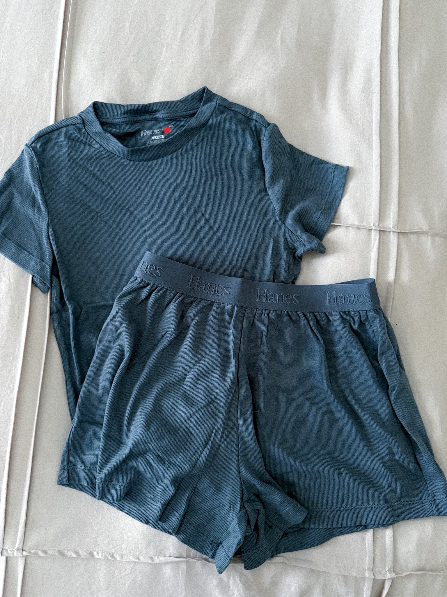 the softest loungewear set ☁️ it comes in 6 other colors! looks just like skims but for a fraction of the price 🩵


#amazonfinds #skimsdupe #loungewearset #amazonfashion #cozyclothes #affordablefashion

#LTKValentine #LTKootd #LTKPetite