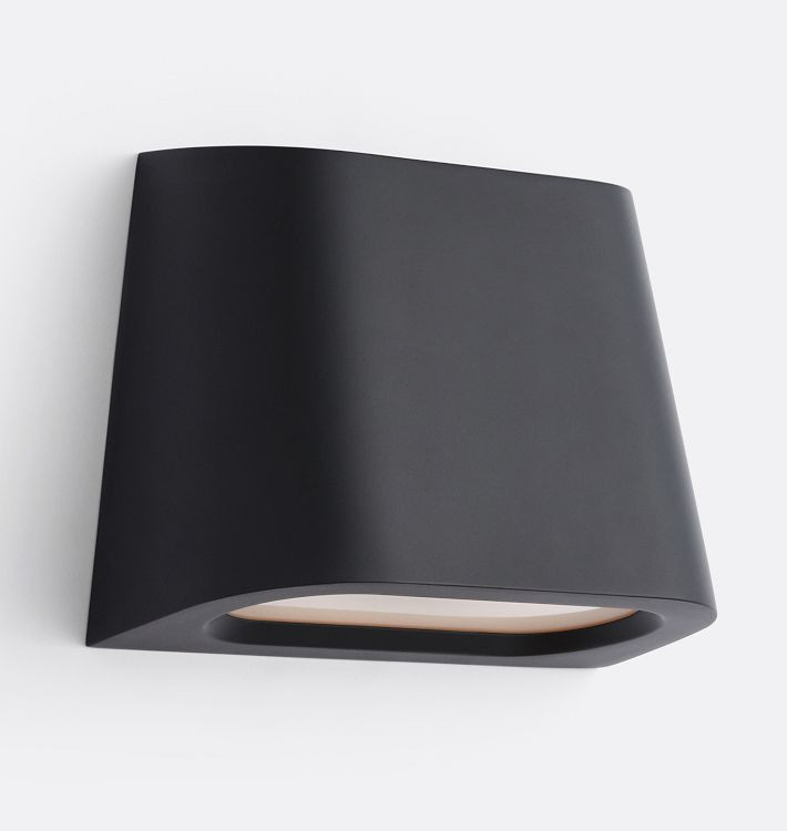 Dyer Wide LED Sconce | Rejuvenation