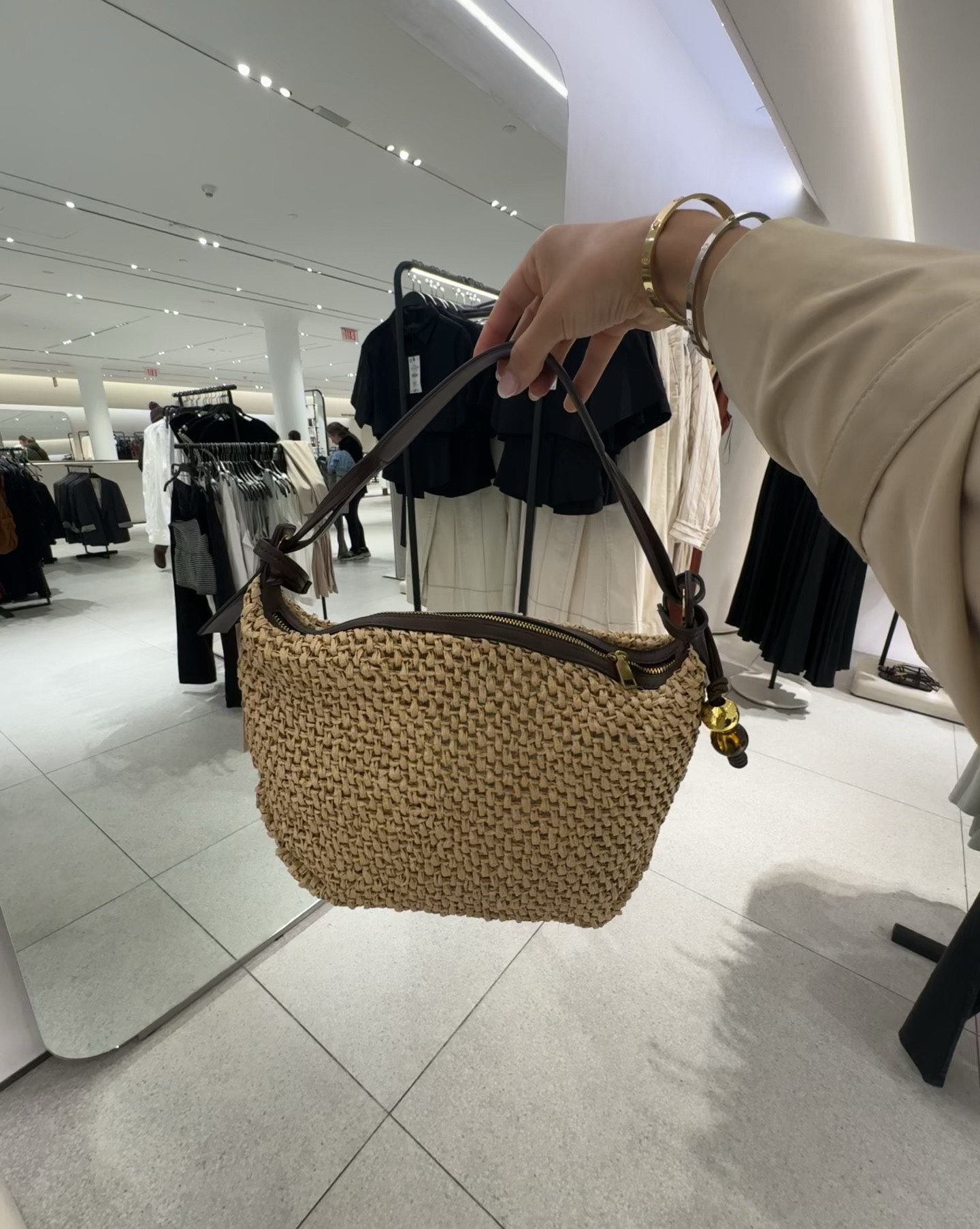 Zara bag Im loving 

#LTKItBag