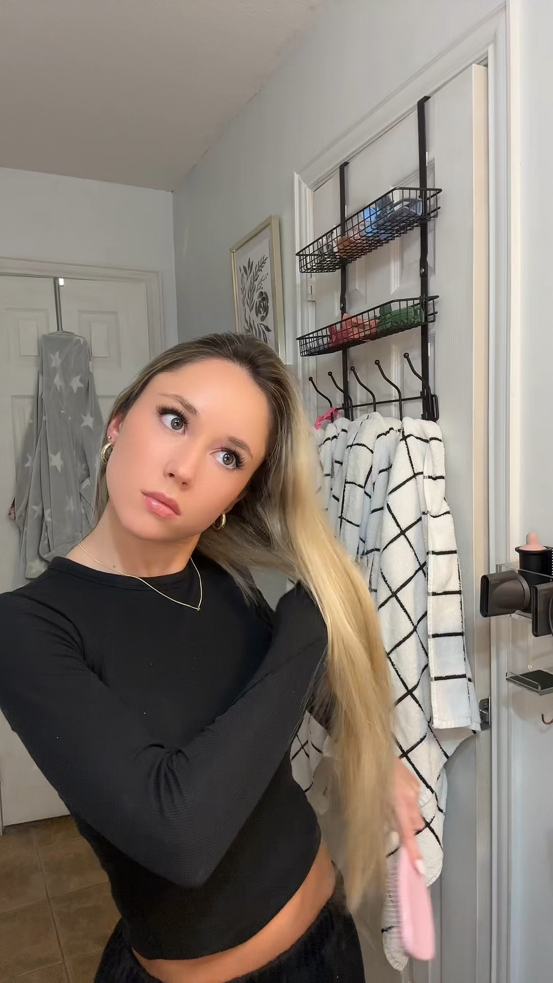 Dyson air wrap👛🧖🏼‍♀️🎀

#LTKStyleTip #LTKBeauty #LTKGiftGuide
