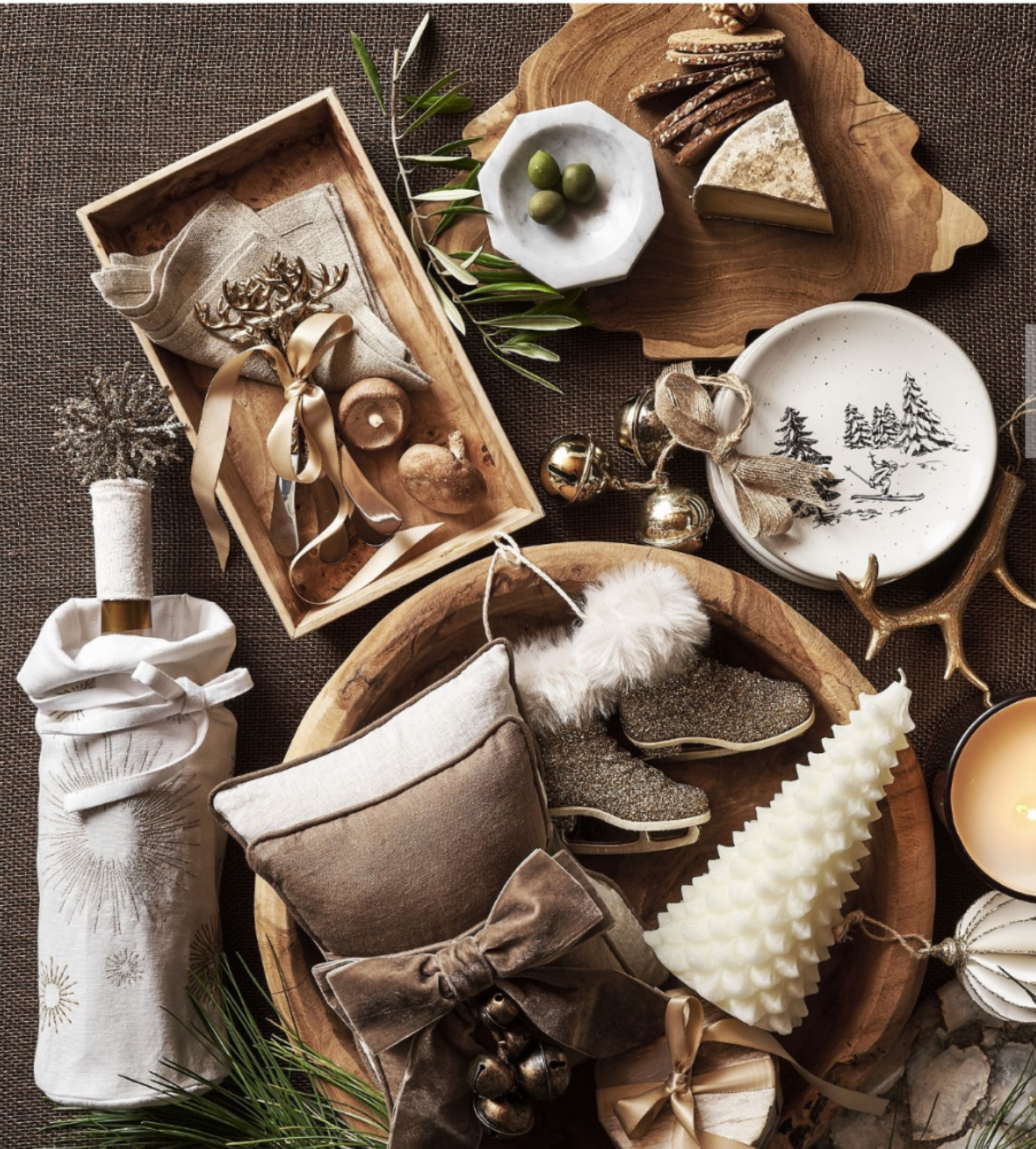 This is the time to get seasonal decor🎄🎃

#LTKSeasonal #LTKHoliday #LTKHome