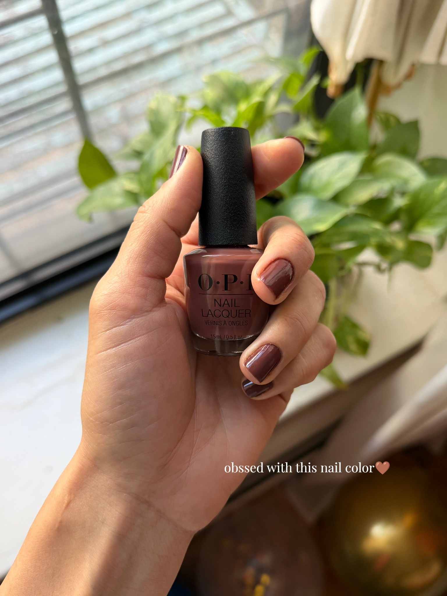 Espresso your inner self 🤎🍸 


#brownnails #nailpolish

#LTKSeasonal #LTKselfcare #LTKdayinmylife