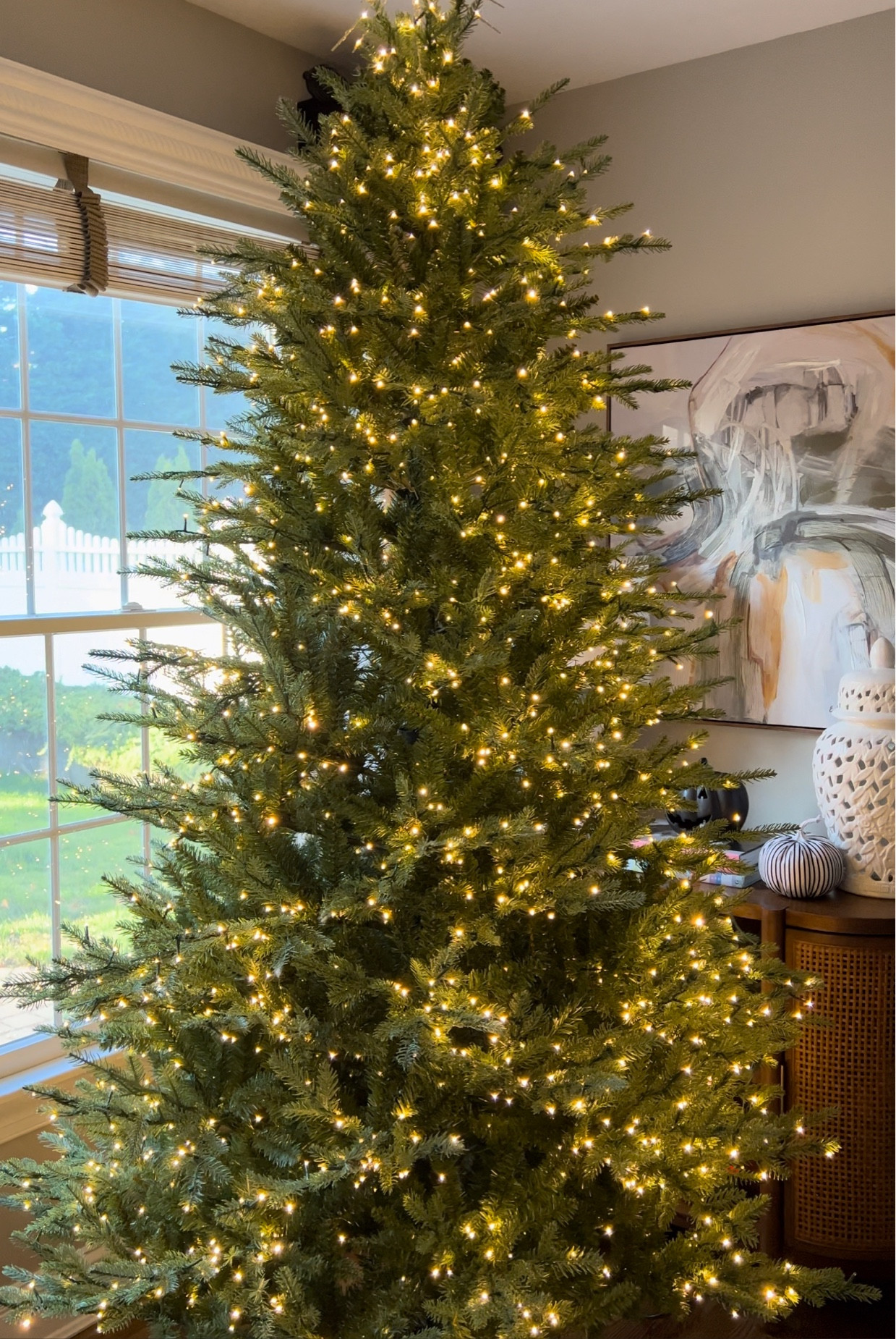 Viral Home Depot tree! 

 7.5-ft. artificial balsam Christmas tree with 3,271 branch tips
2,250 color-changing LEDs emit a warm, cheerful glow
Free remote control app supports easy control


#LTKSeasonal #LTKhome #LTKHoliday
