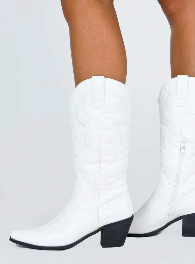 Therapy Clayton White Boots | Princess Polly US